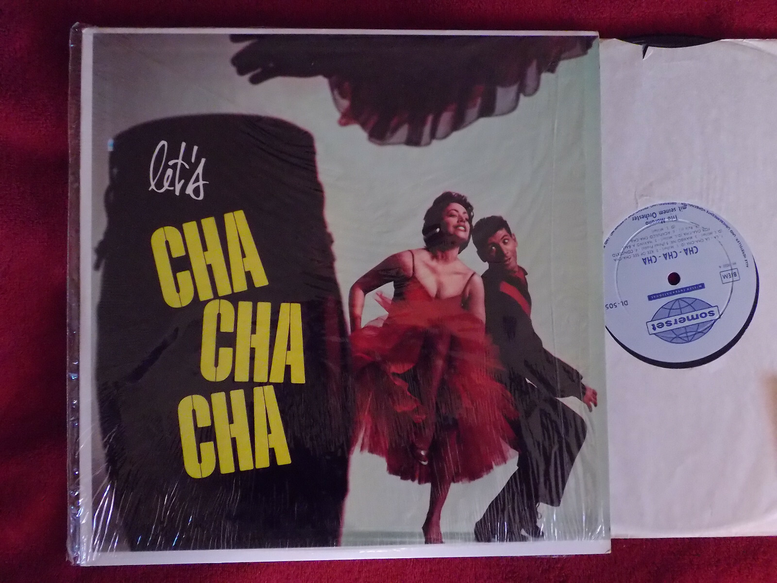Tito Morano mit seinem Orchester – Let´s cha-cha-cha (Somerset Records, DL - 505)
