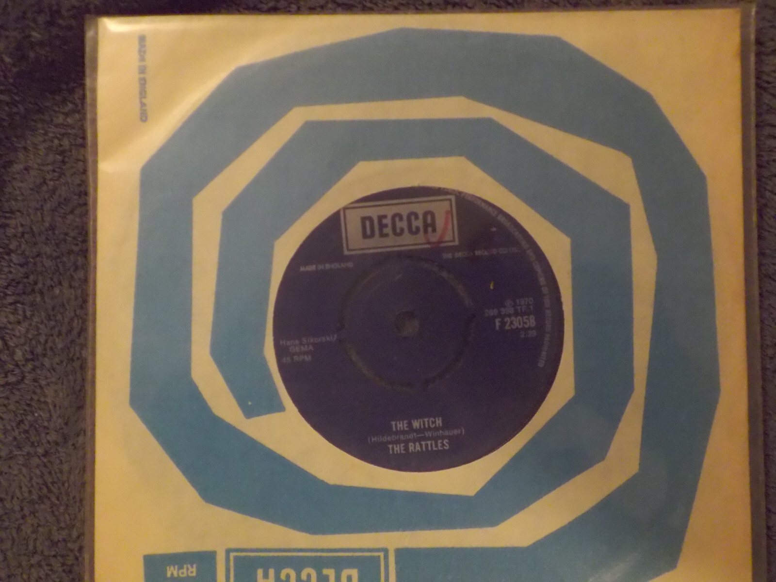 The Rattles – The Witch / Geraldine – Decca, F 23058 (1970)