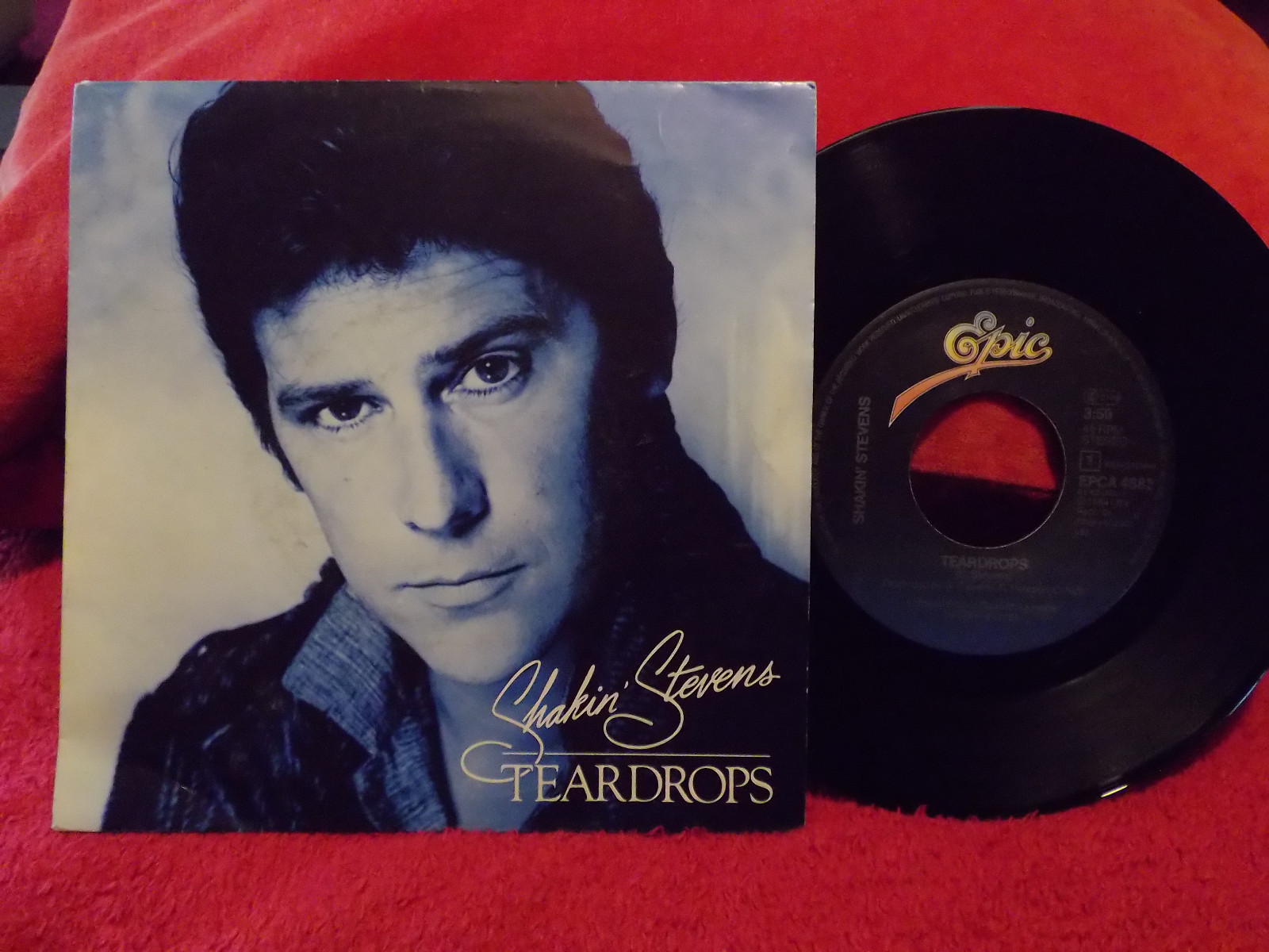 Shakin´ Stevens – Teardrops / You shake me up · Epic Records · EPC A 4882