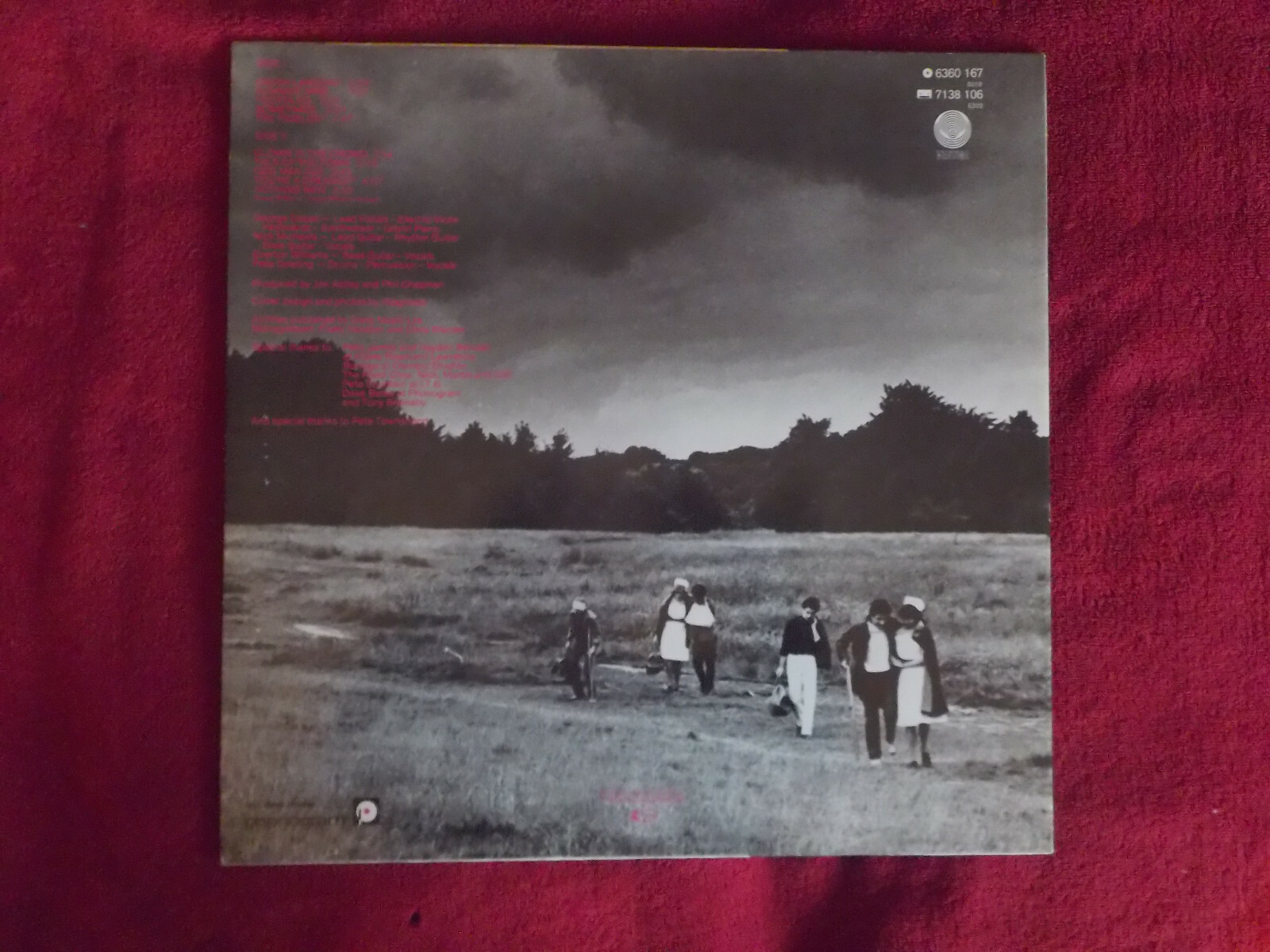Bethnal – Crash landing (LP), Bild 2