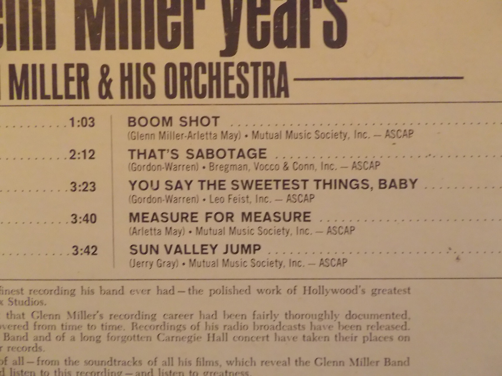 Glenn Miller & His Orchestra – The Glenn Miller Years (Movietone Records, US-LP), Bild 5