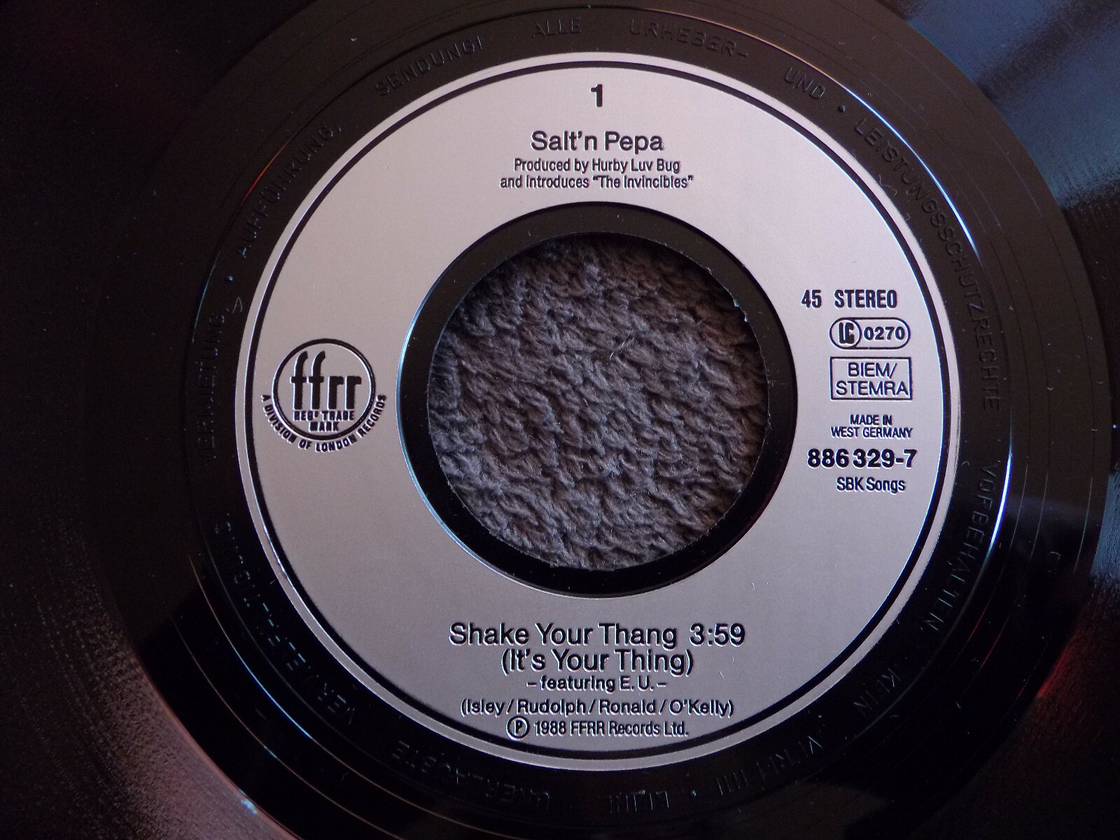 Salt-n-Pepa – Shake your thang / Spinderella´s not a fella (7″-Single, 1988)