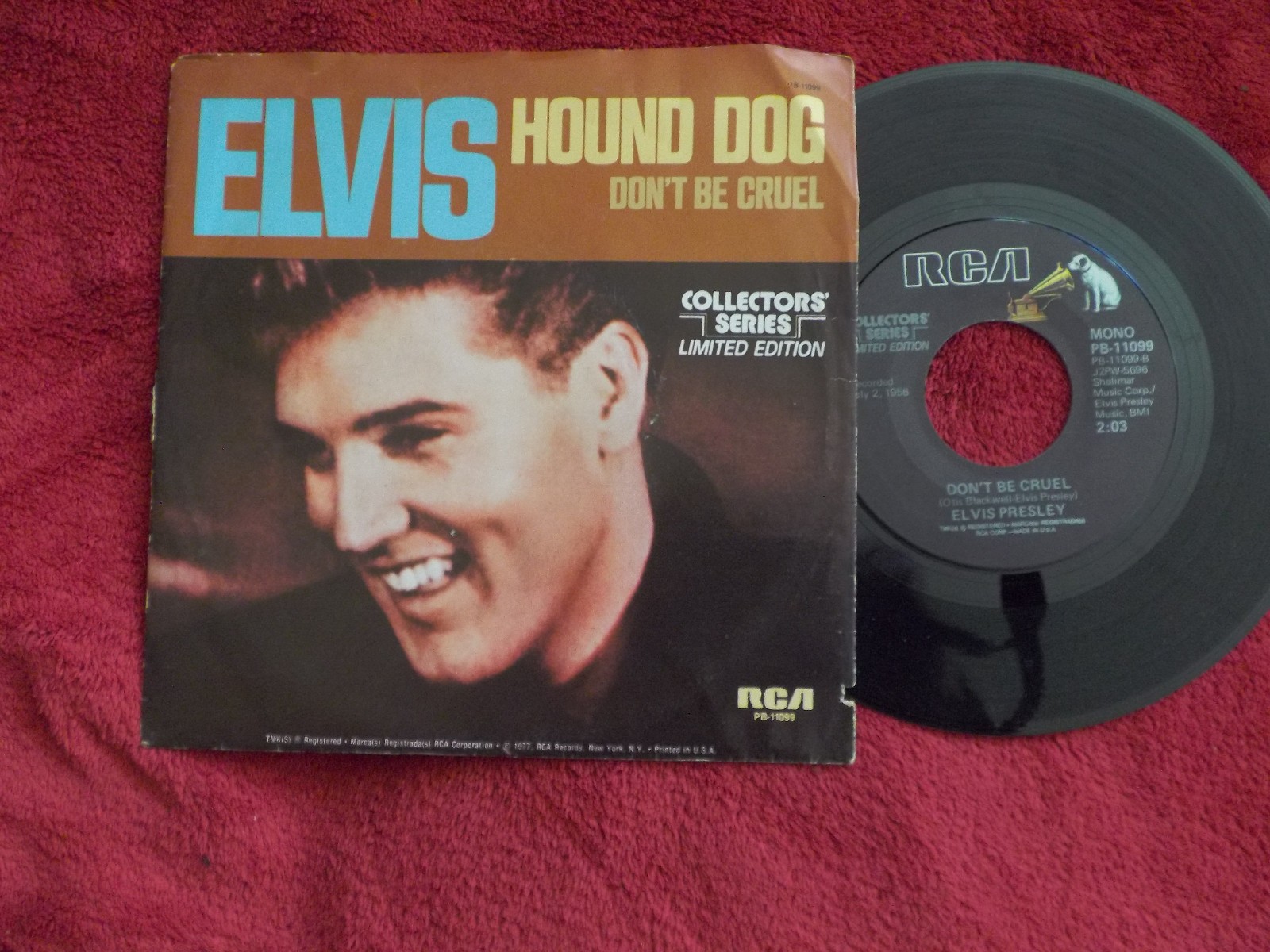 Elvis Presley – Hound dog / Don´t be cruel – RCA Records PB - 11099 (US, 1977)
