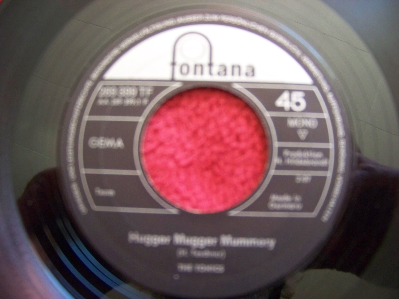 The Tonics – Hugger mugger mummery / Daddy | Fontana 269 399