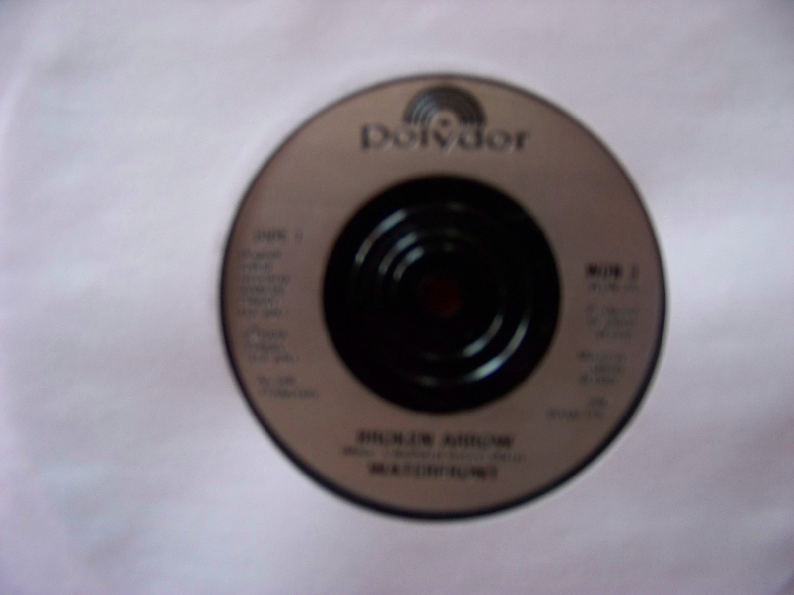 Waterfront – Broken Arrow / Chain of Love (Polydor, 1989)