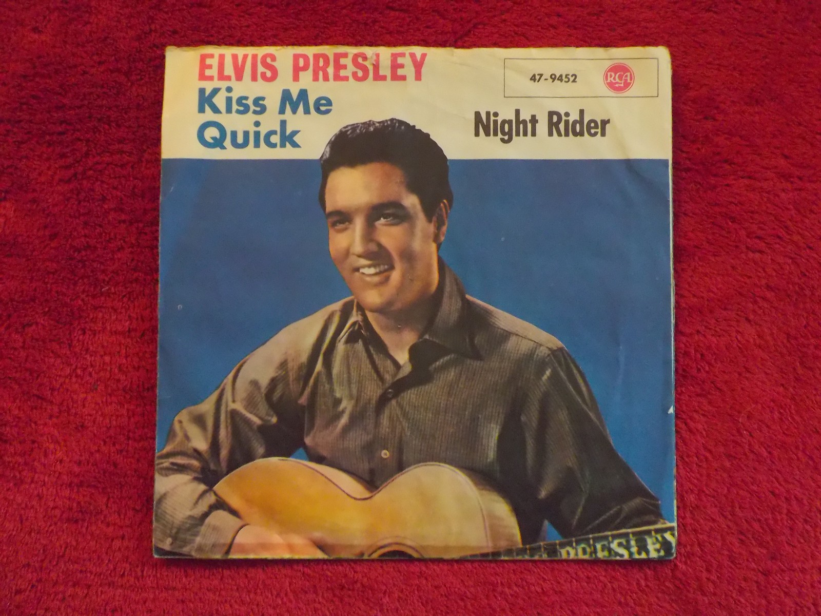 Elvis Presley – Kiss me quick / Night rider | RCA Victor 45er Single, Bild 2