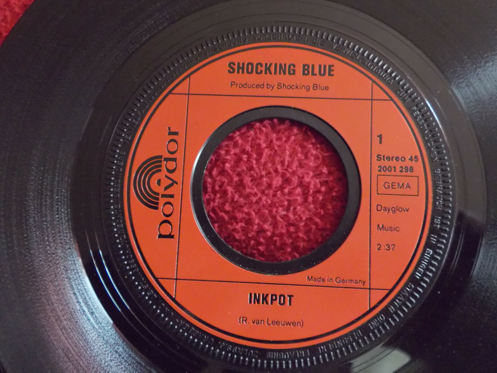 Shocking Blue – Ink pot / Give my love to the sunrise (Polydor 2001 298)