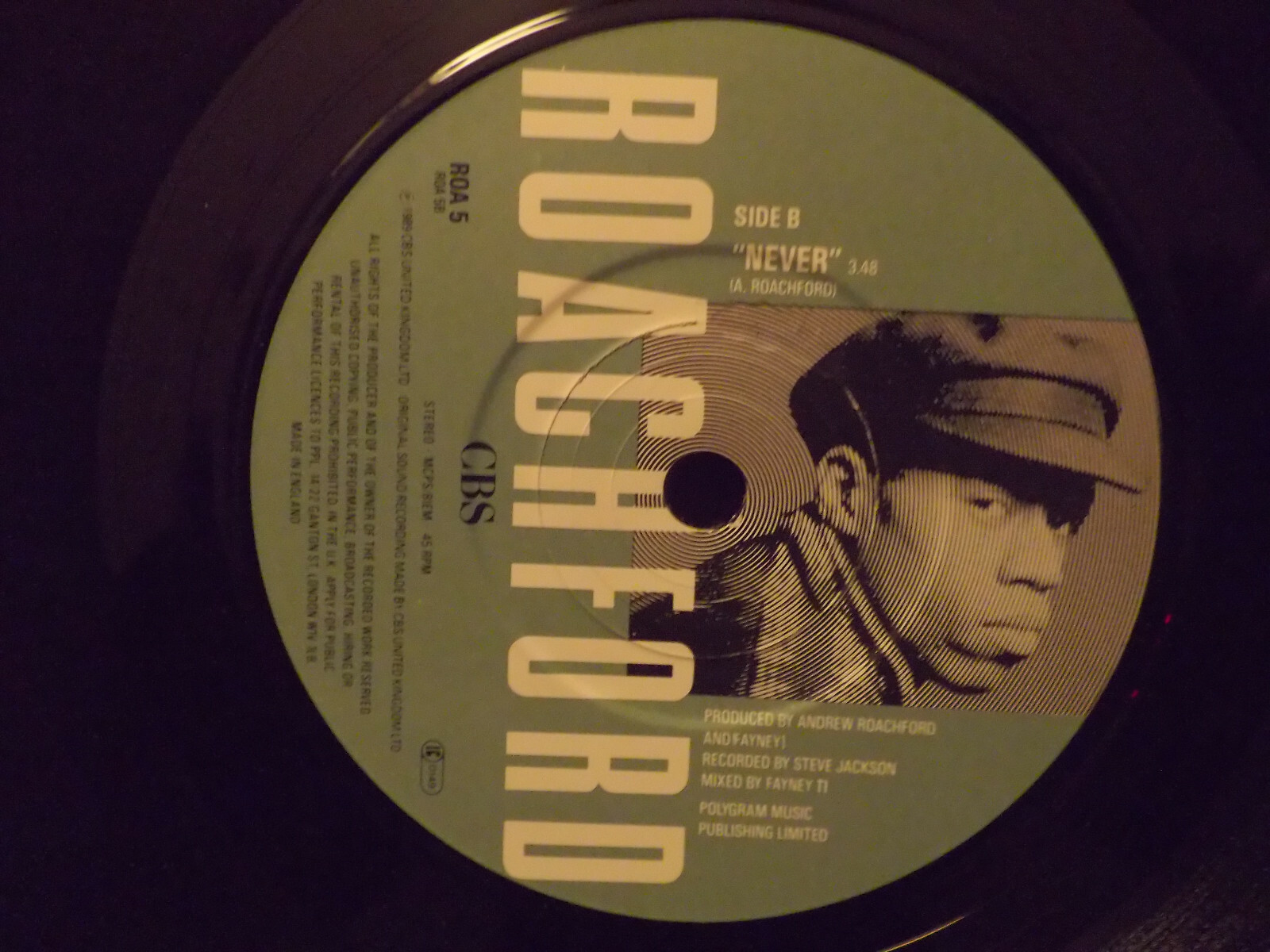 Roachford – Family Man / Never, CBS Records, ROA 5, UK 1989, Bild 2