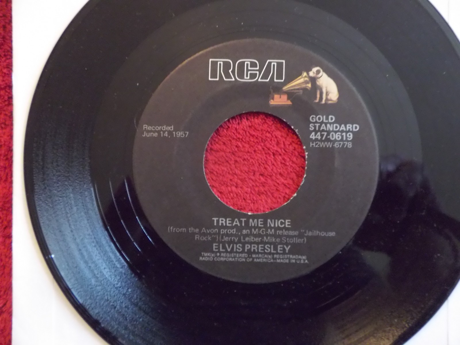 Elvis Presley – Jailhouse rock / Treat me nice (RCA Records 447-0619), Bild 2