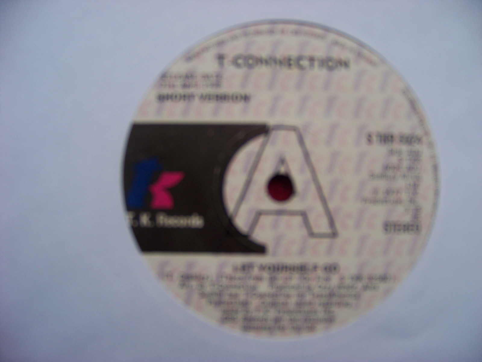 T-Connection – Let Yourself Go (Long Version / Short Version), 7″ Promo-Single