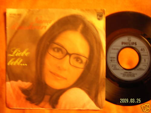 Nana Mouskouri – Liebe lebt / Tanze, tanze (Philips 6198 492, 7″-Single, 1981)