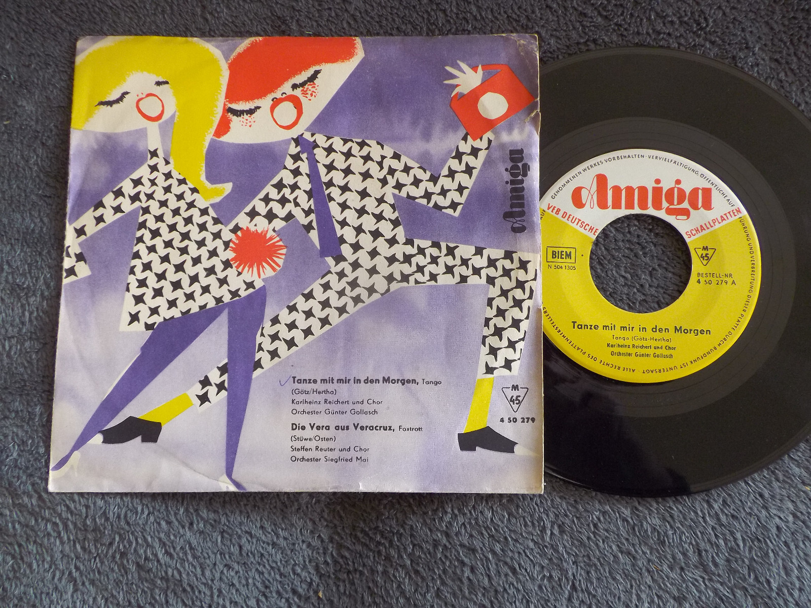 Karlheinz Reichert / Steffen Reuter – Tanze mit mir in den Morgen / Die Vera aus Veracruz (Amiga, 4 50 279)