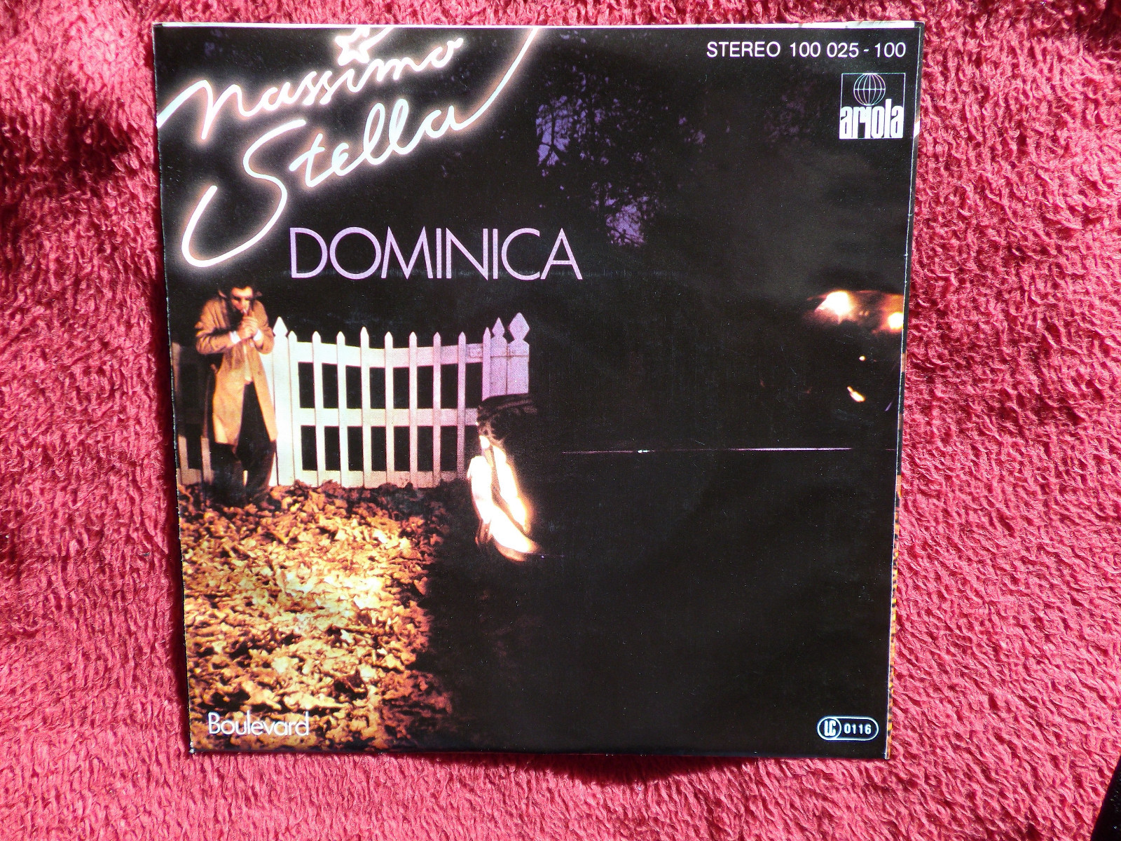 Massimo Stella – Dominica / C´e una donna sola (Ariola 100 025), Bild 2
