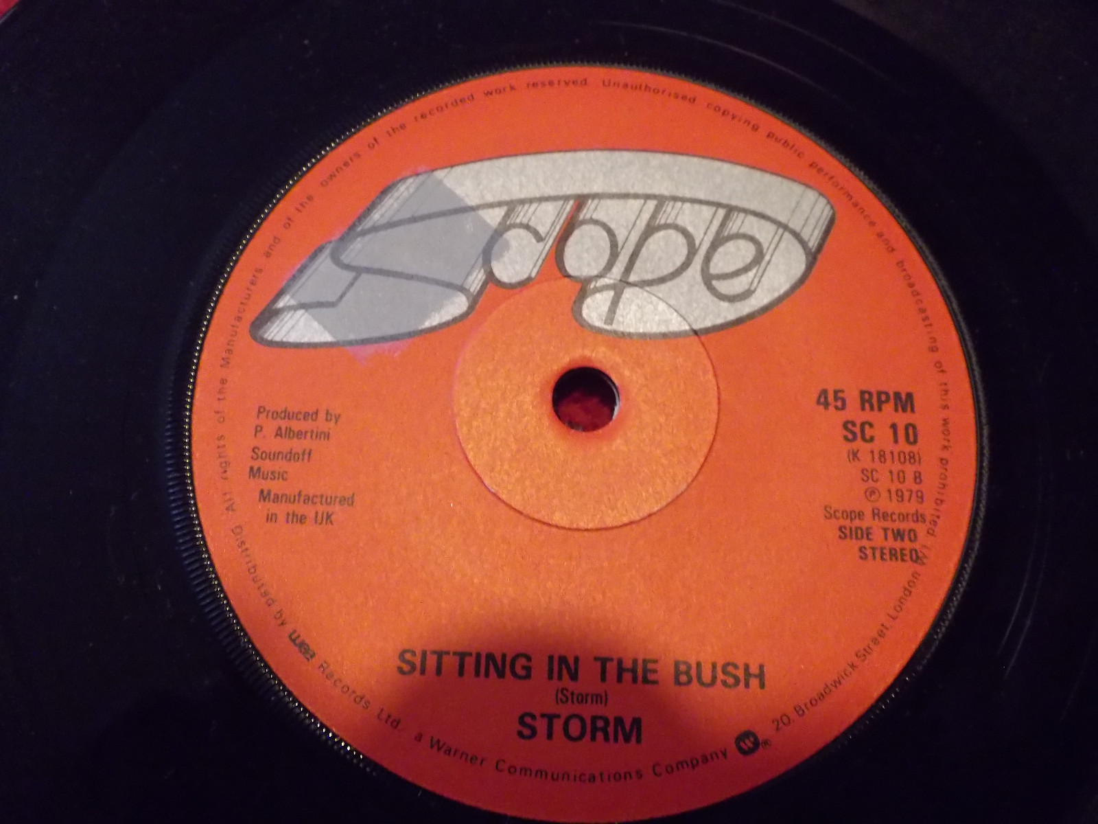 Storm – In My House / Sitting in the Bush (7″, 45 U/min), Bild 2