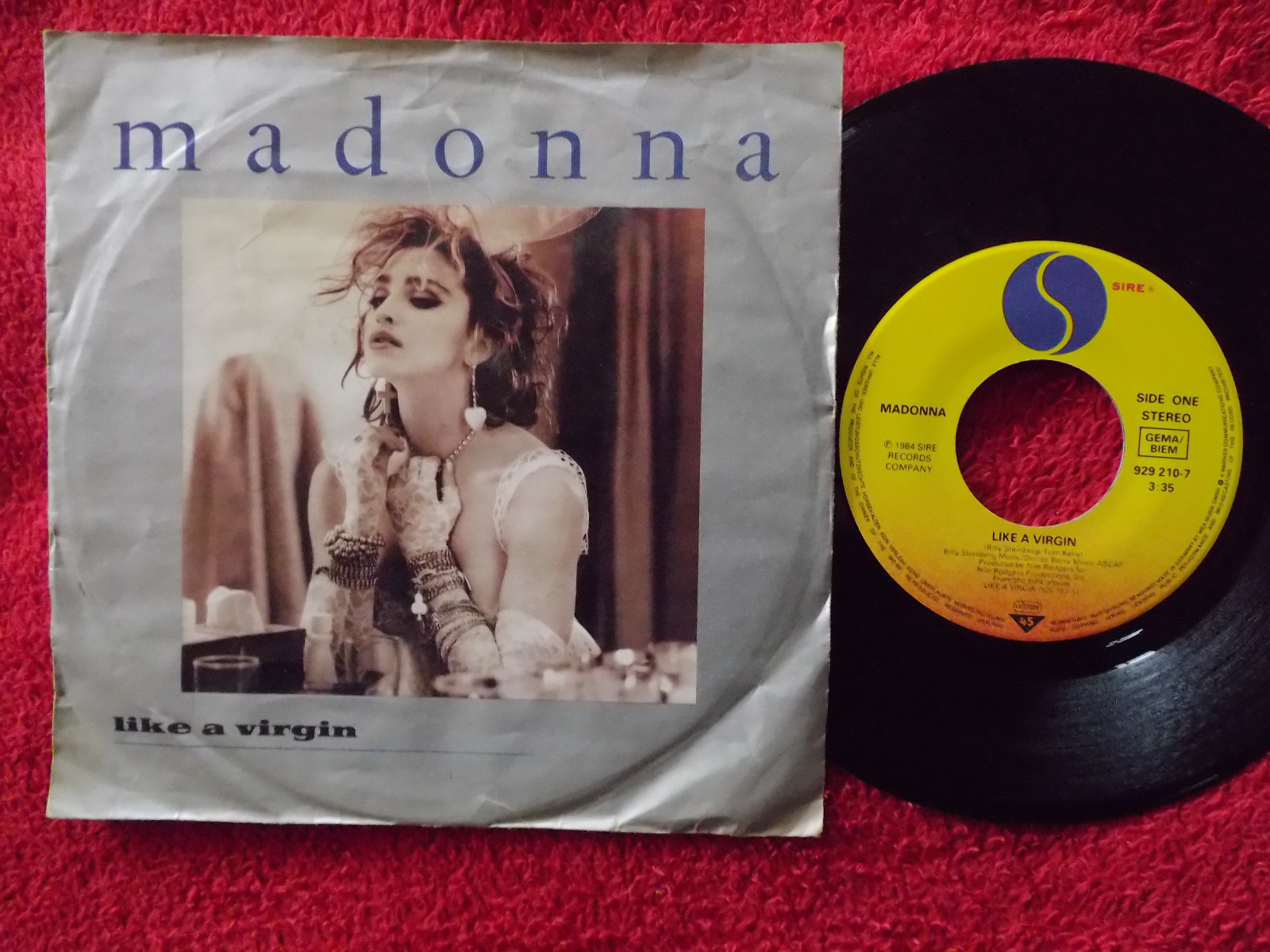 Madonna – Like a Virgin / Stay | Sire Records 929 210-7