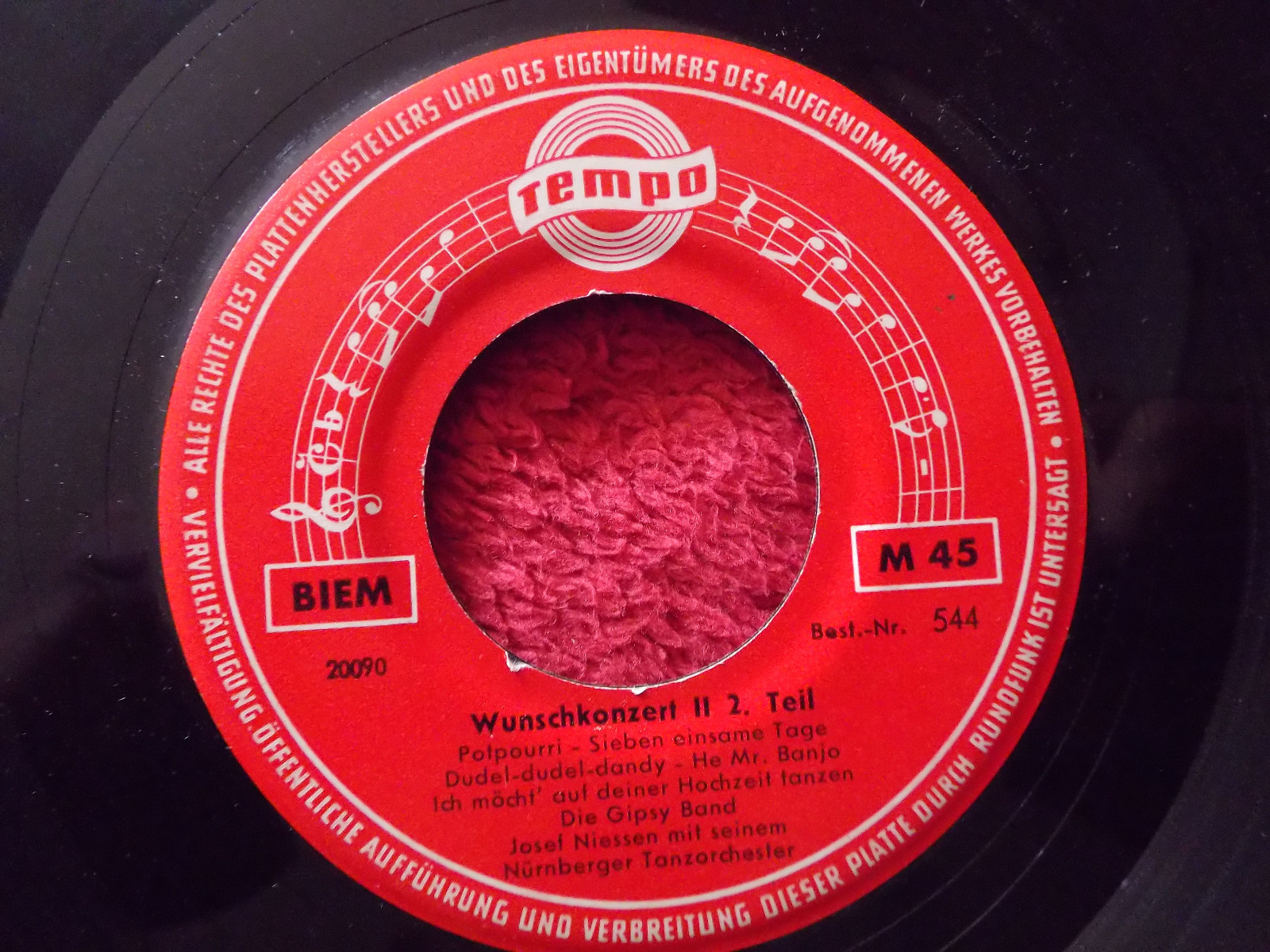 Josef Niessen mit seinem Nürnberger Tanzorchester – Wunschkonzert II, 1. und 2. Teil | Tempo Records 544, Bild 2