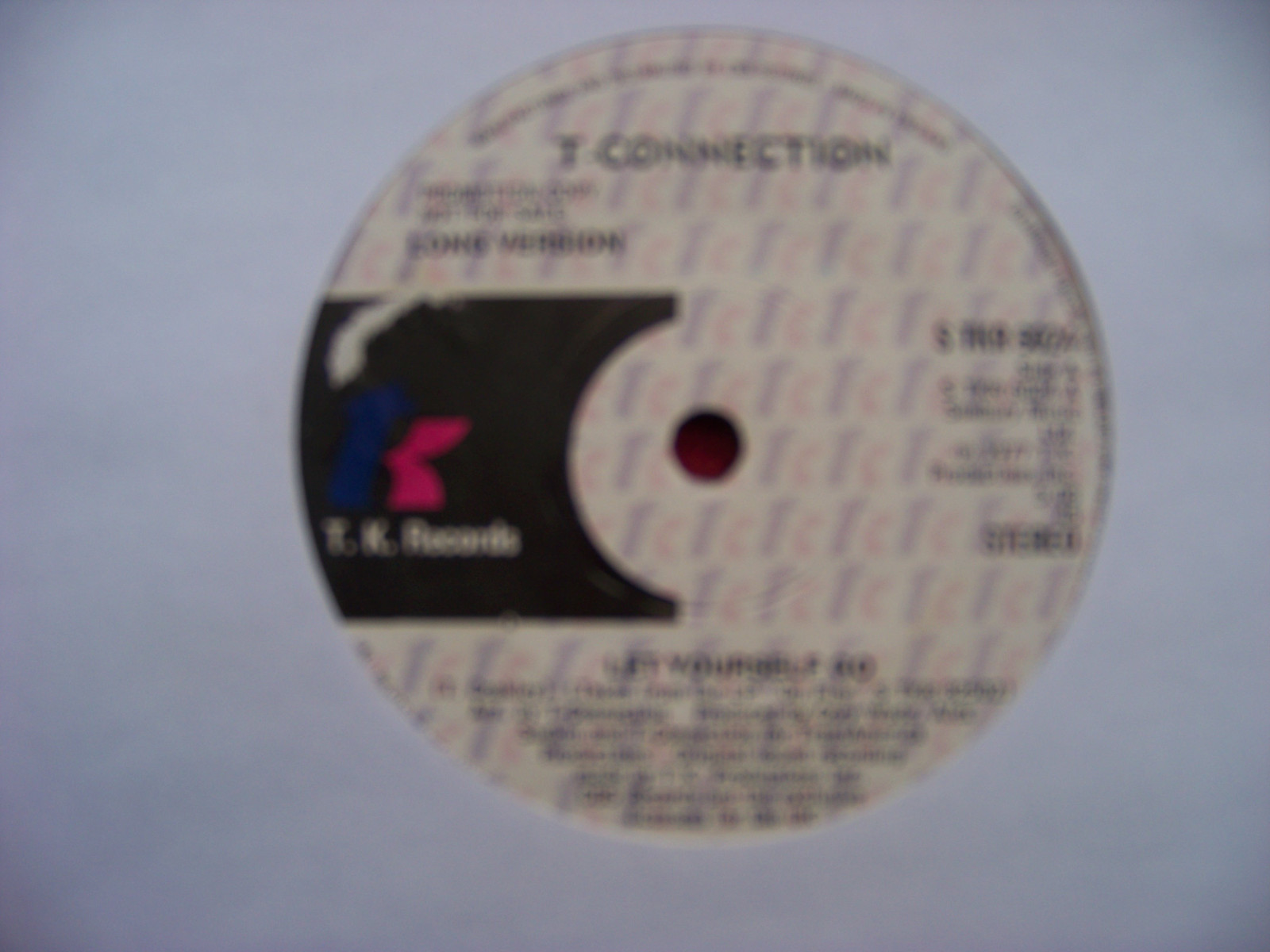 T-Connection – Let Yourself Go (Long Version / Short Version), 7″ Promo-Single, Bild 2