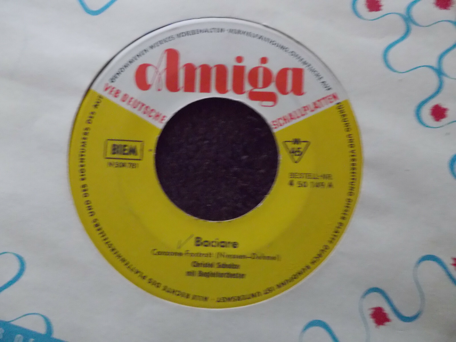 Christel Schulze und die vier Teddys – Baciare / Hallo, mein Herr | Amiga Records 4 50 149, Bild 2