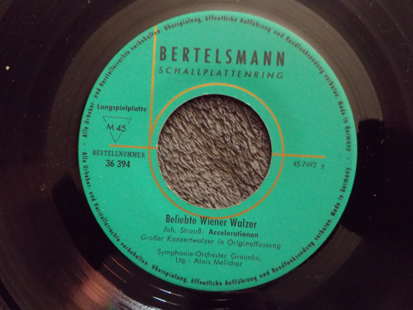 Symphonie-Orch. Graunke – Beliebte Wiener Walzer | Bertelsmann Schallplattenring, 36 394, Bild 2