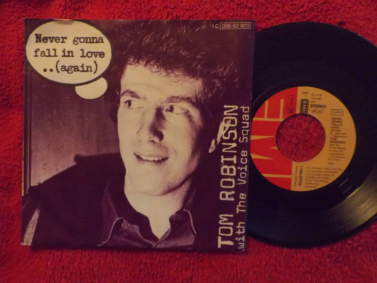 Tom Robinson – Never Gonna Fall in Love… (Again) / Getting Tighter (7″-Single, 1979)