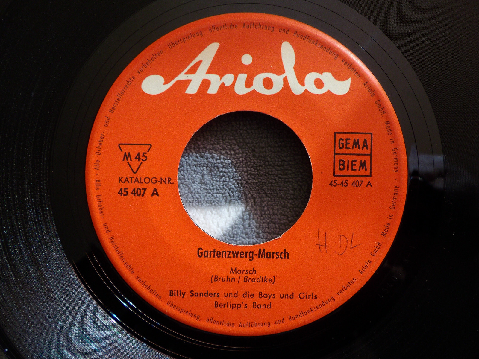 Billy Sanders – Gartenzwerg-Marsch / He, du-da! (Ariola, 45 407)