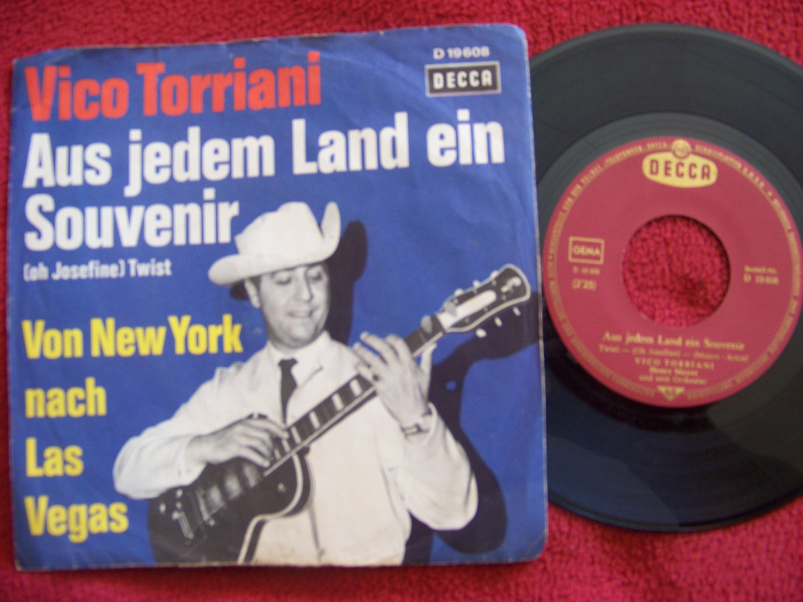 Vico Torriani – Aus jedem Land ein Souvenir / Von New York nach Las Vegas | Decca 45