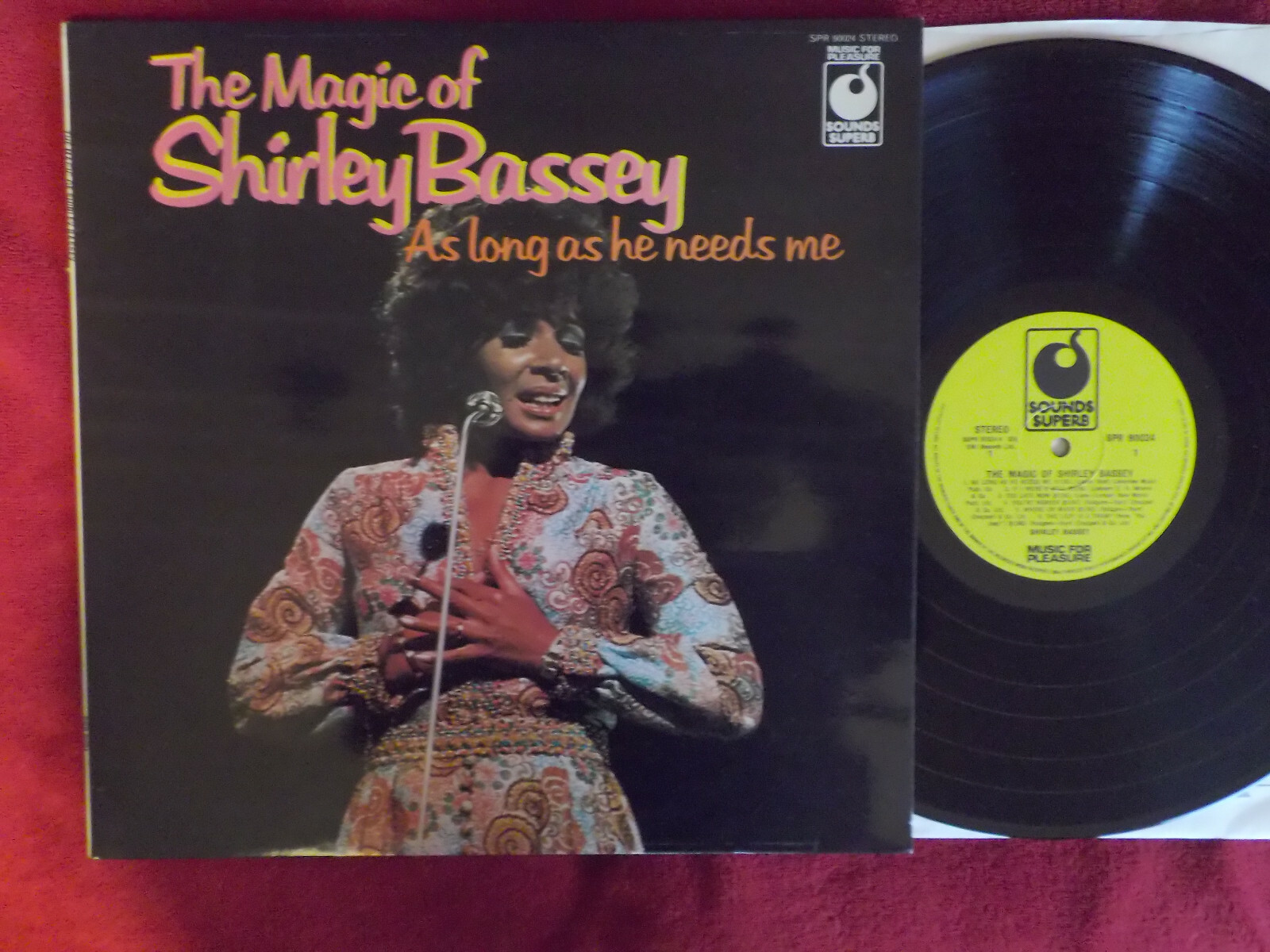 Shirley Bassey – The Magic of Shirley Bassey (LP)