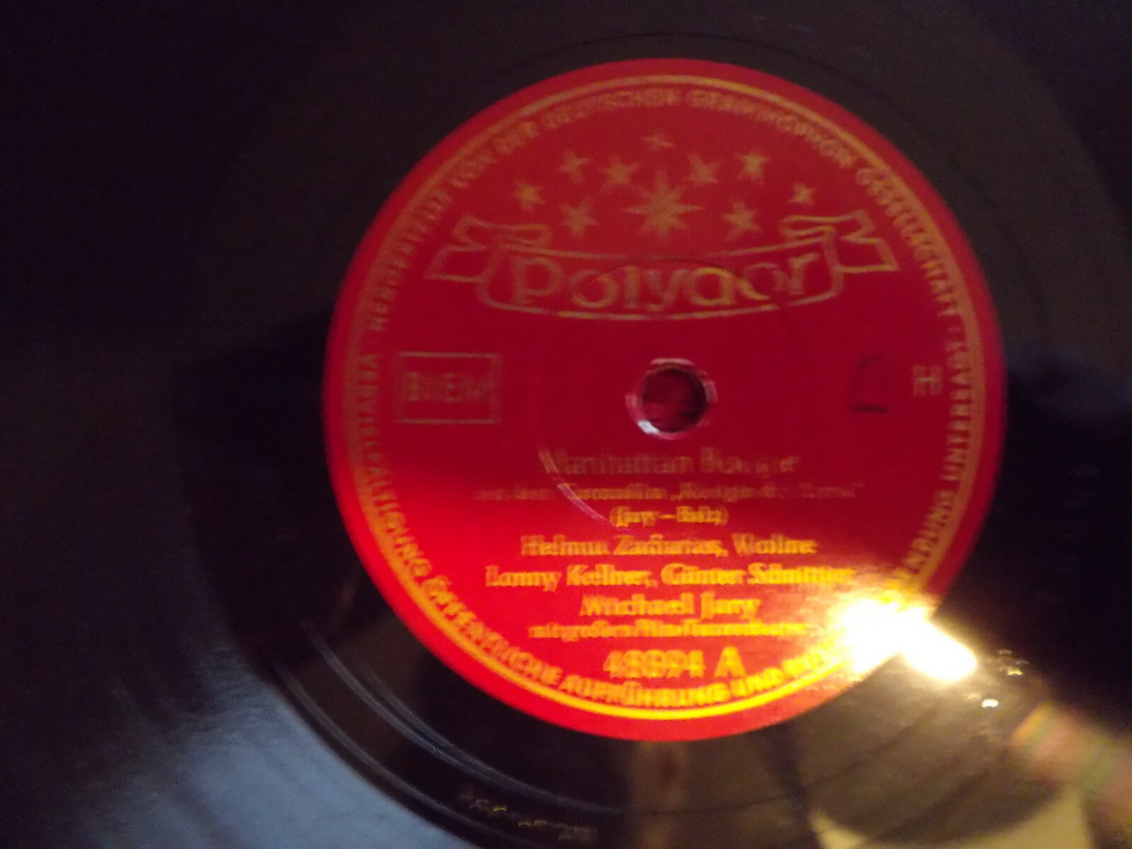 Lonny Kellner & weitere – Manhattan Boogie / Was versteht denn ein Cowboy von Liebe (78er Schellack)