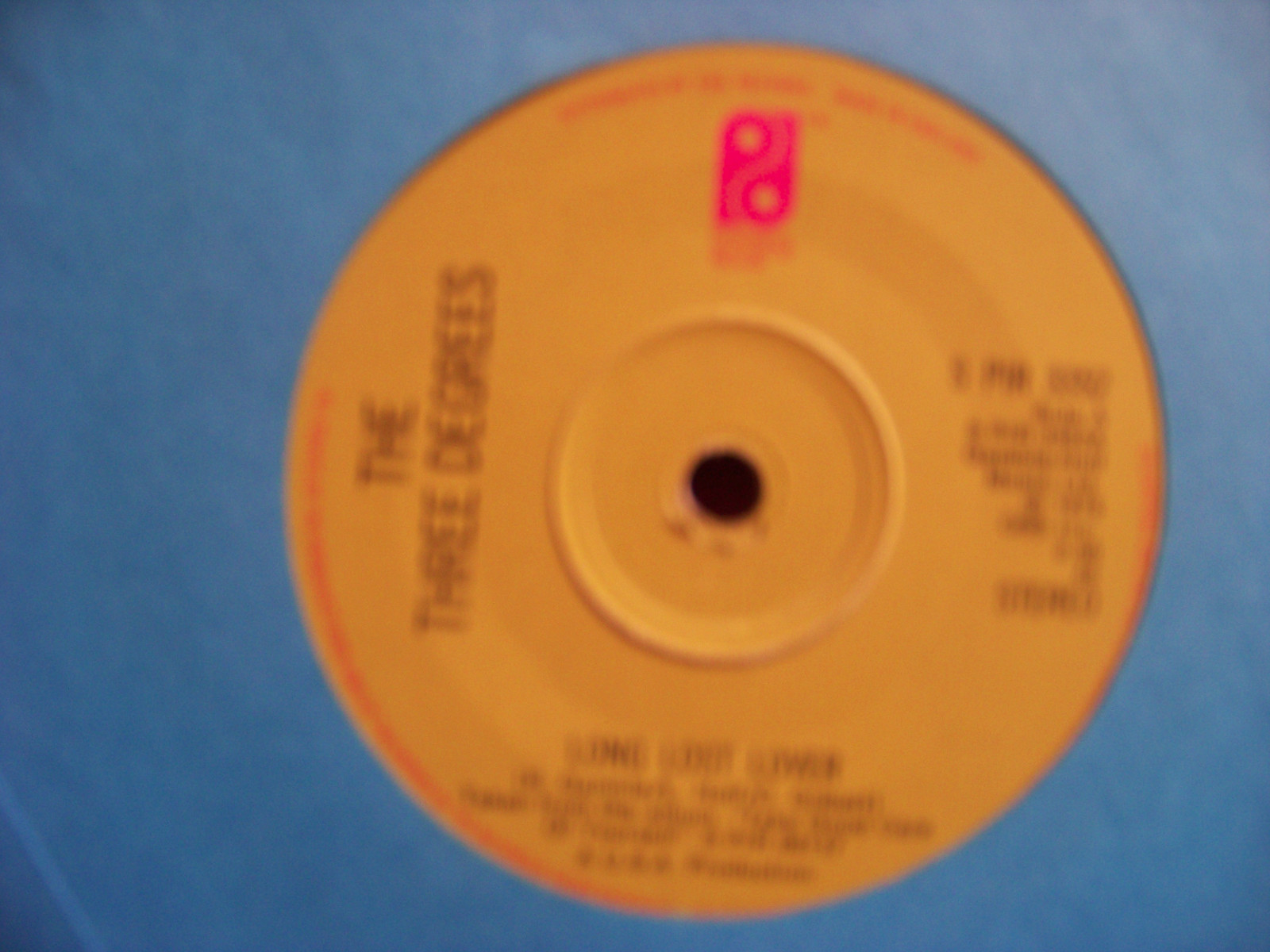 The Three Degrees – Long Lost Lover / Lonelier Are Fools (UK, 1975)