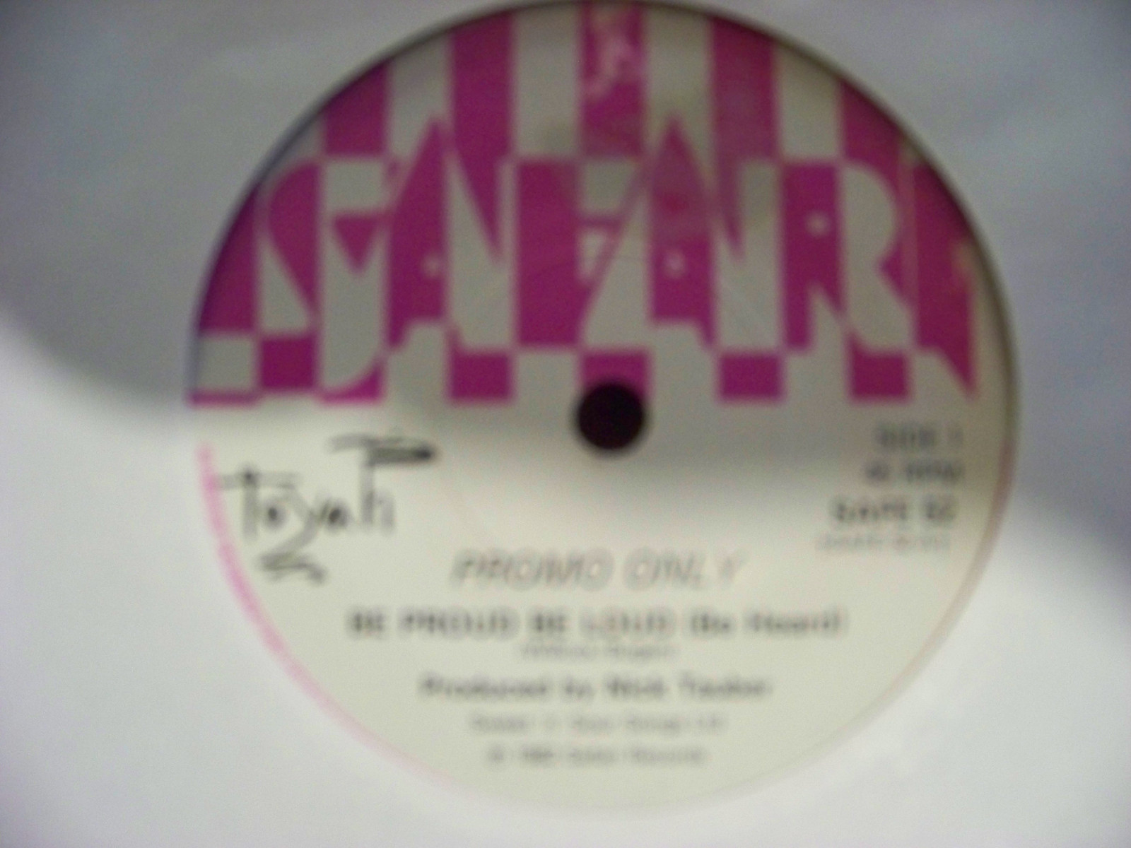 Toyah – Be Proud Be Loud / Laughing with the Fools | Safari Records | SAFE 52