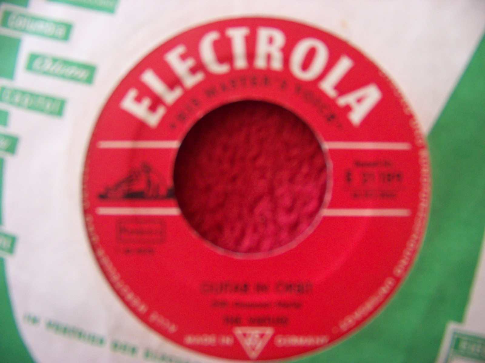 The Virtues – Guitar boogie shuffle / Guitar in orbit (Electrola, Single), Bild 2