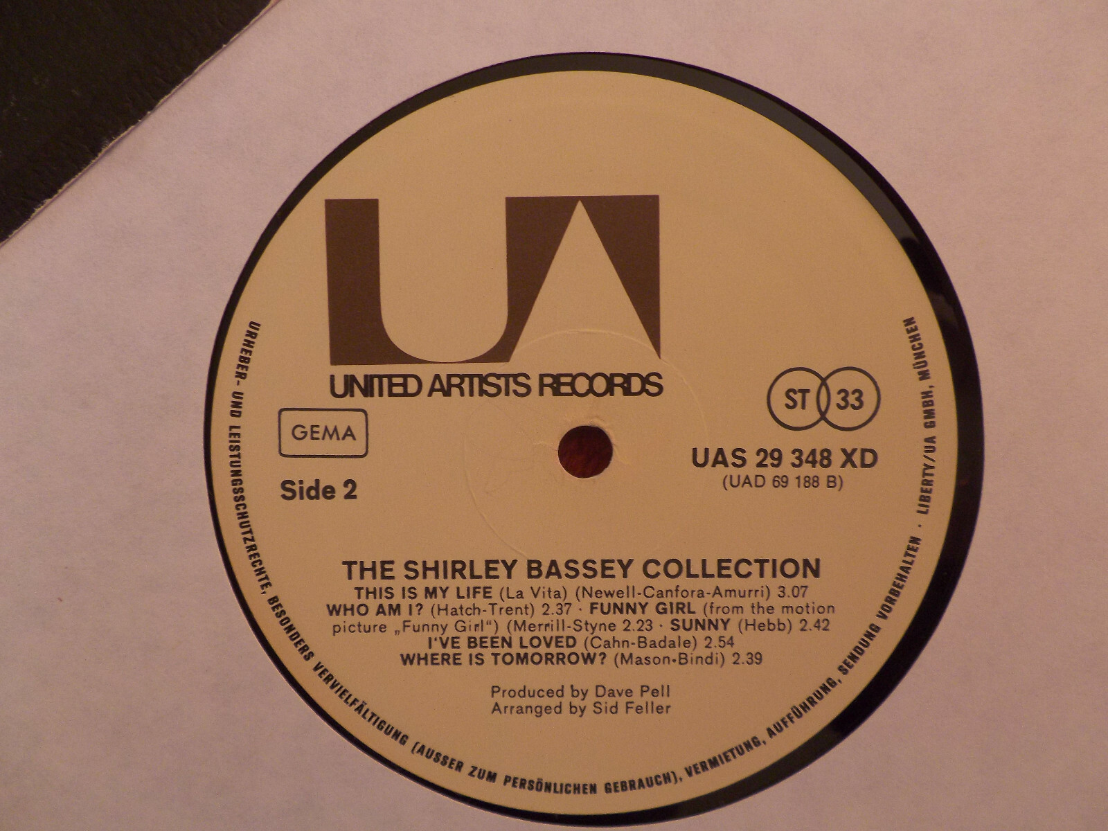 Shirley Bassey – The Shirley Bassey Collection | UA Records D-LP, Bild 2
