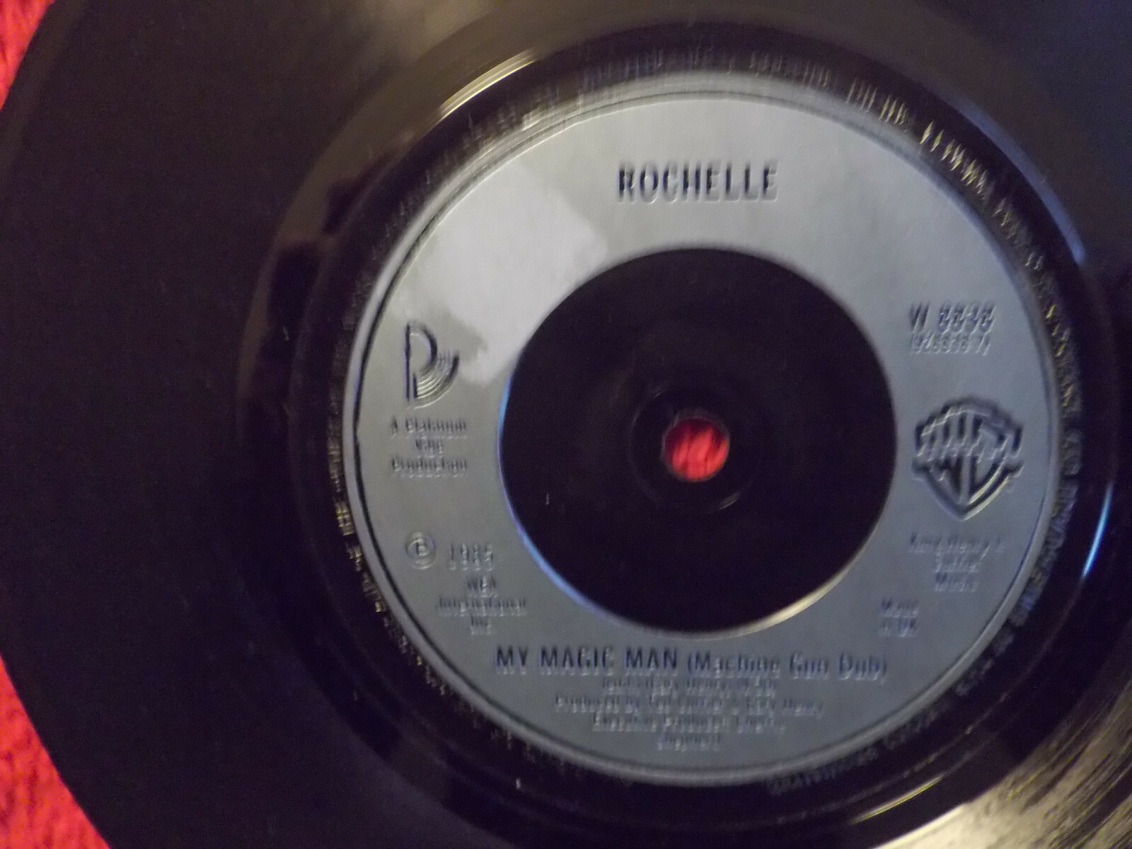 Rochelle – My magic man / My magic man (Machine gun dub) | Warner Bros., W 8838, Bild 2