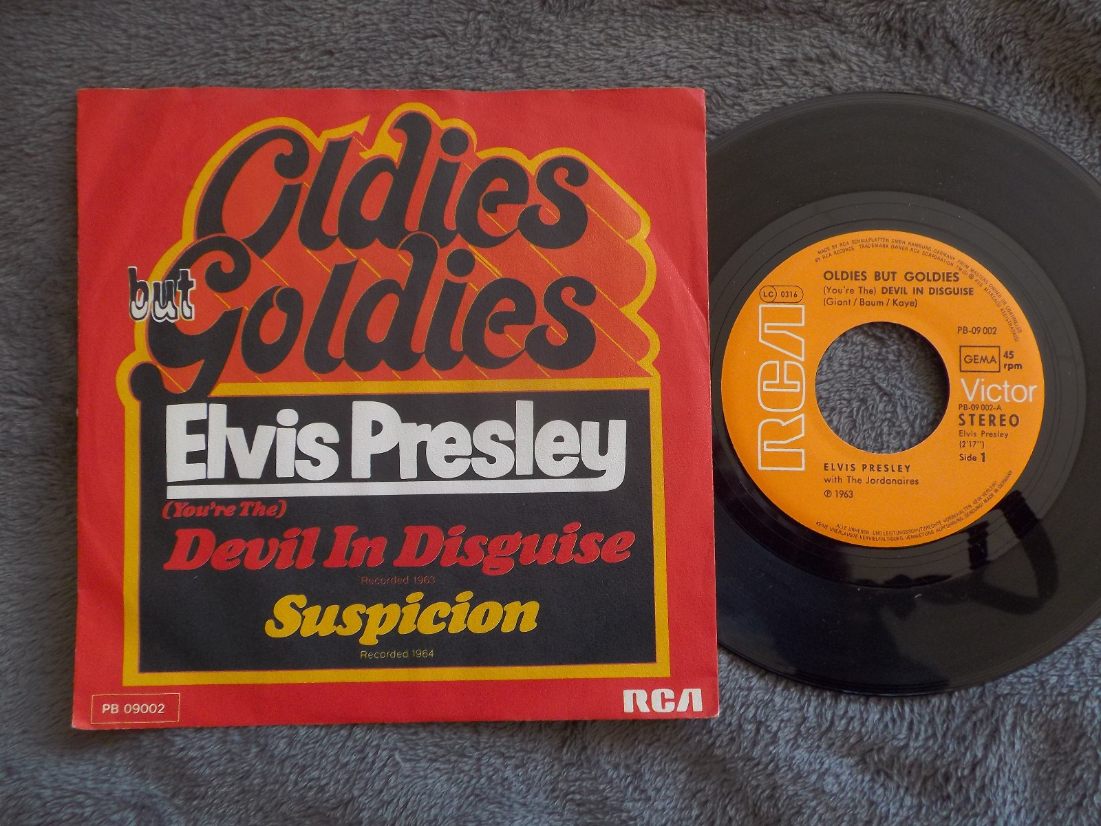 Elvis Presley – Devil in disguise / Suspicion | RCA Records, Single 7″