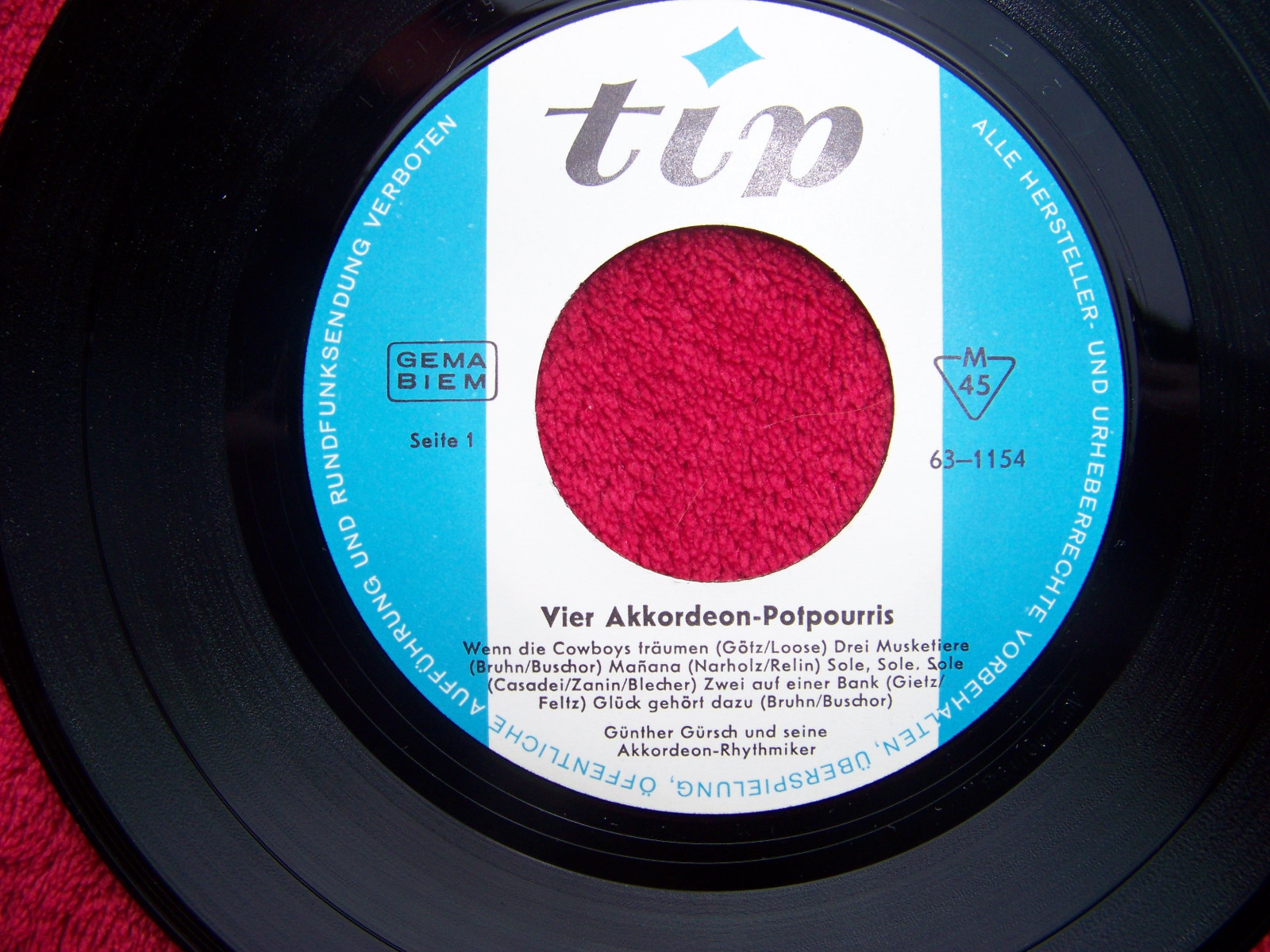 Günther Gürsch und seine Akkordeon-Rhythmiker – Vier Akkordeon-Potpourris (Tip Records 63-1154)