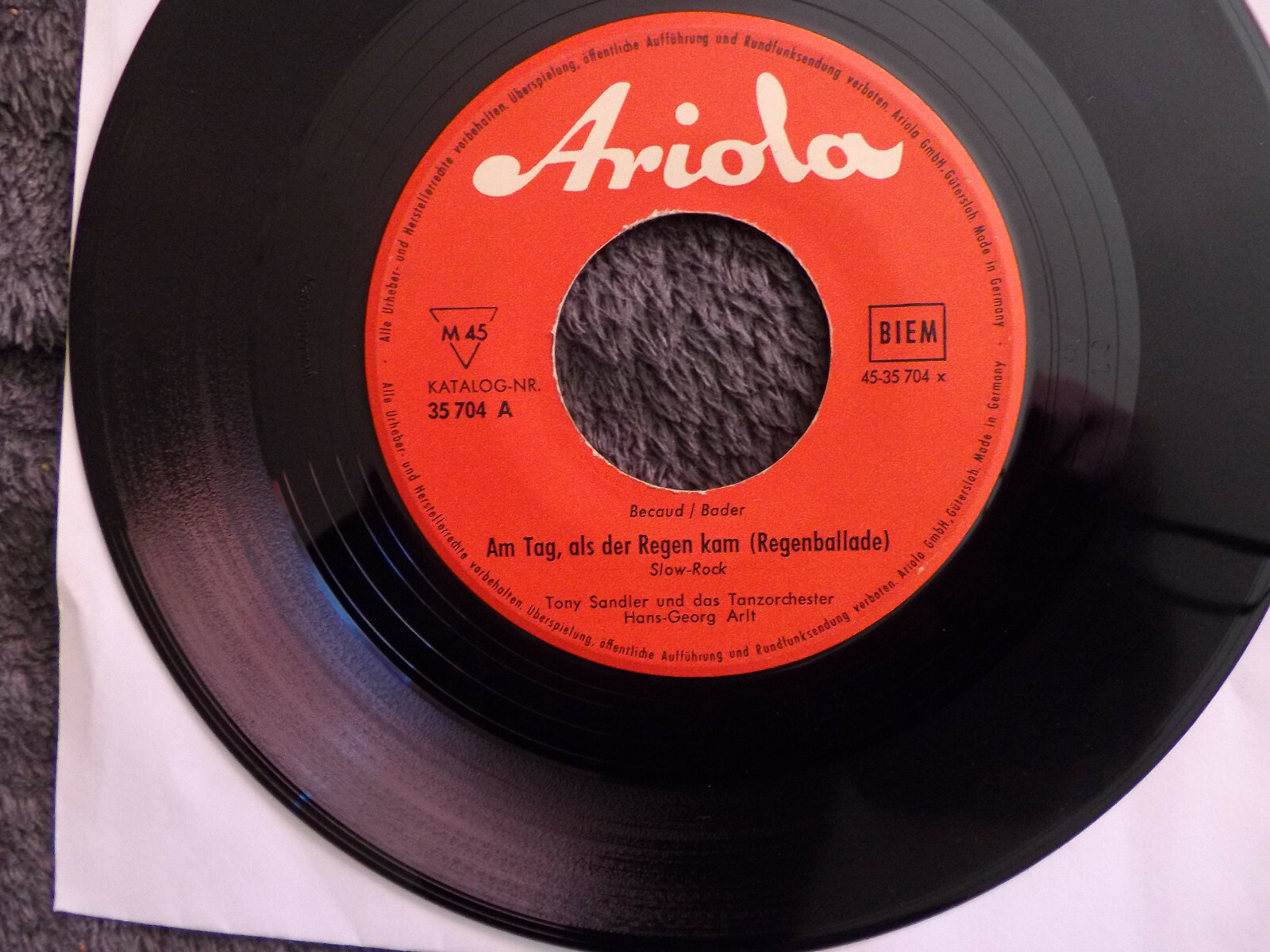 Tony Sandler – Am Tag als der Regen kam / Susie darlin´ (Ariola, Single)