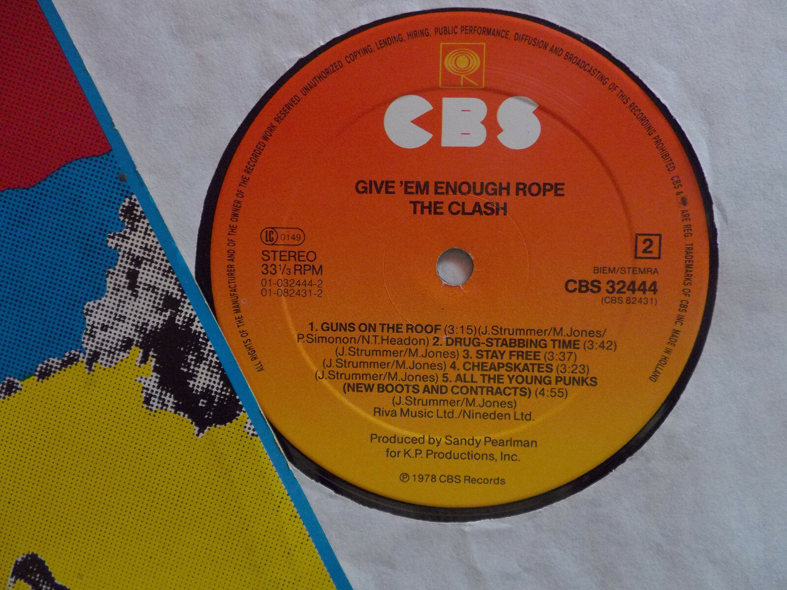 The Clash – Give 'em enough rope (LP, 1978, Niederlande), Bild 2