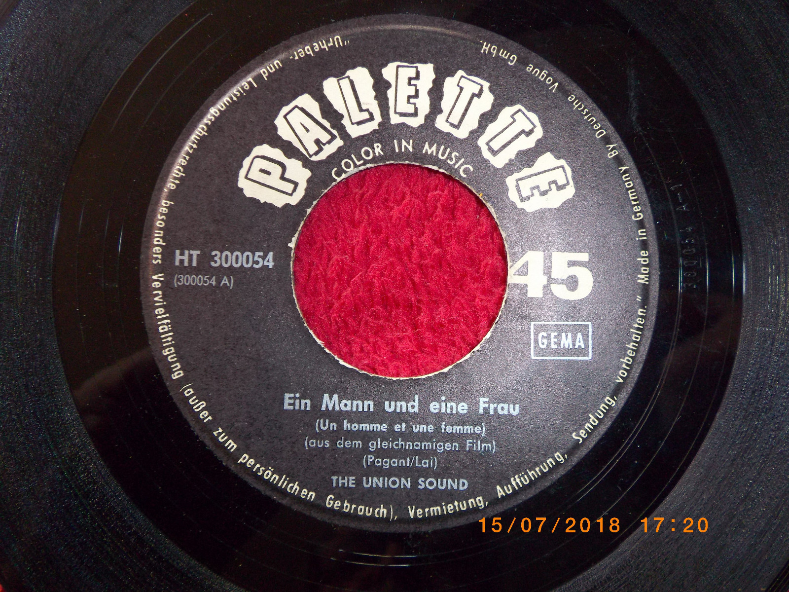 The Union Sound – Ein Mann und eine Frau / A girl in the crowd (7″-Single)
