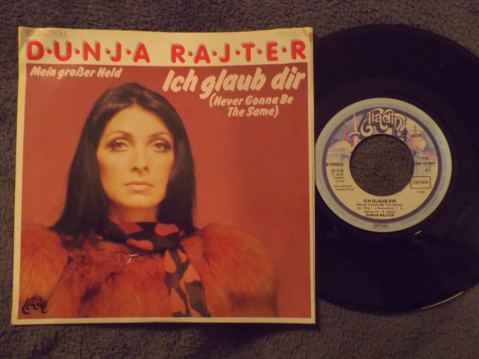 Dunja Rajter – Ich glaub dir / Mein großer Held (7″-Single, Aladin Records, 1979)
