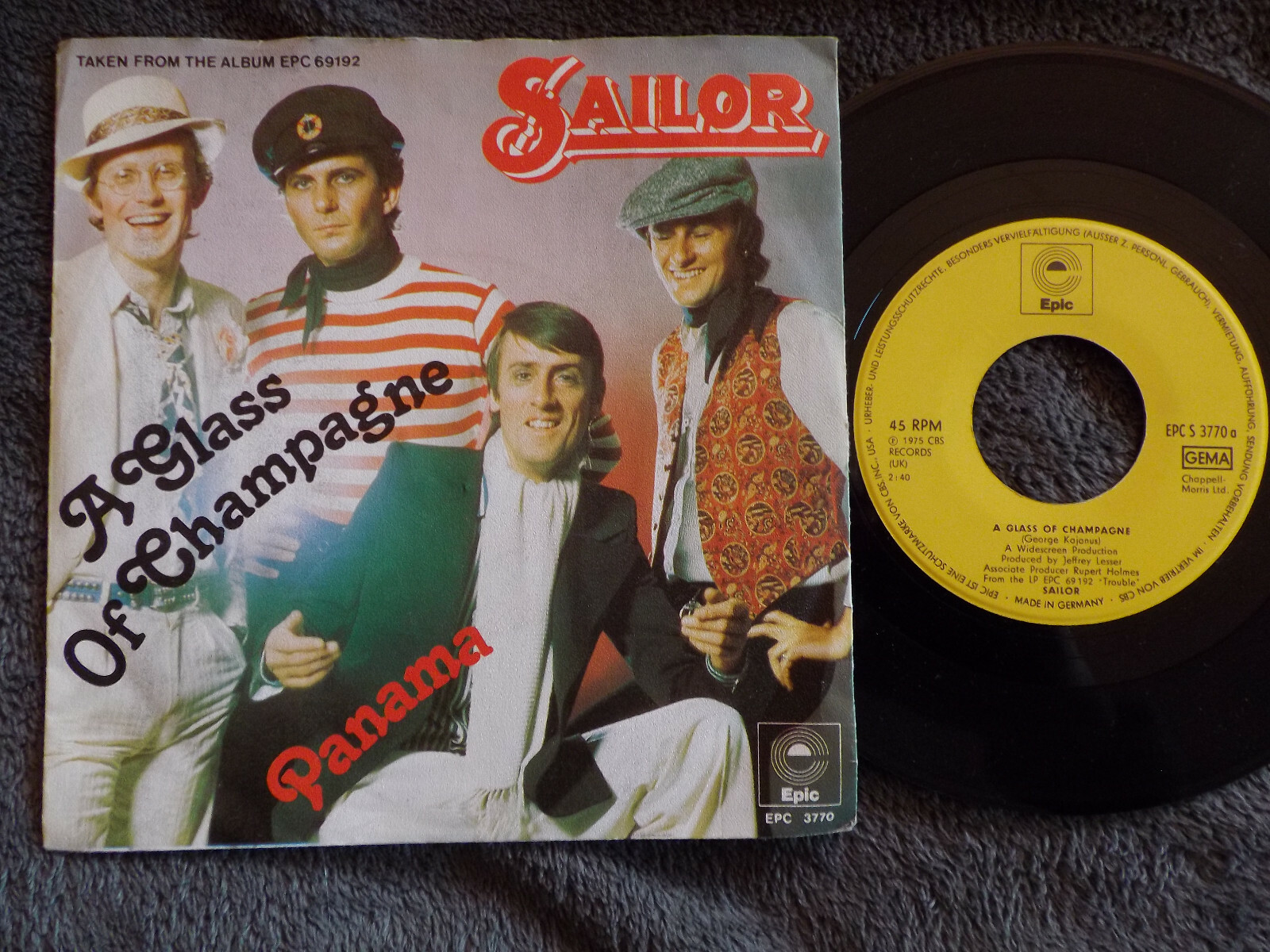 Sailor – A glass of Champagne / Panama | Epic 45 U/min Single