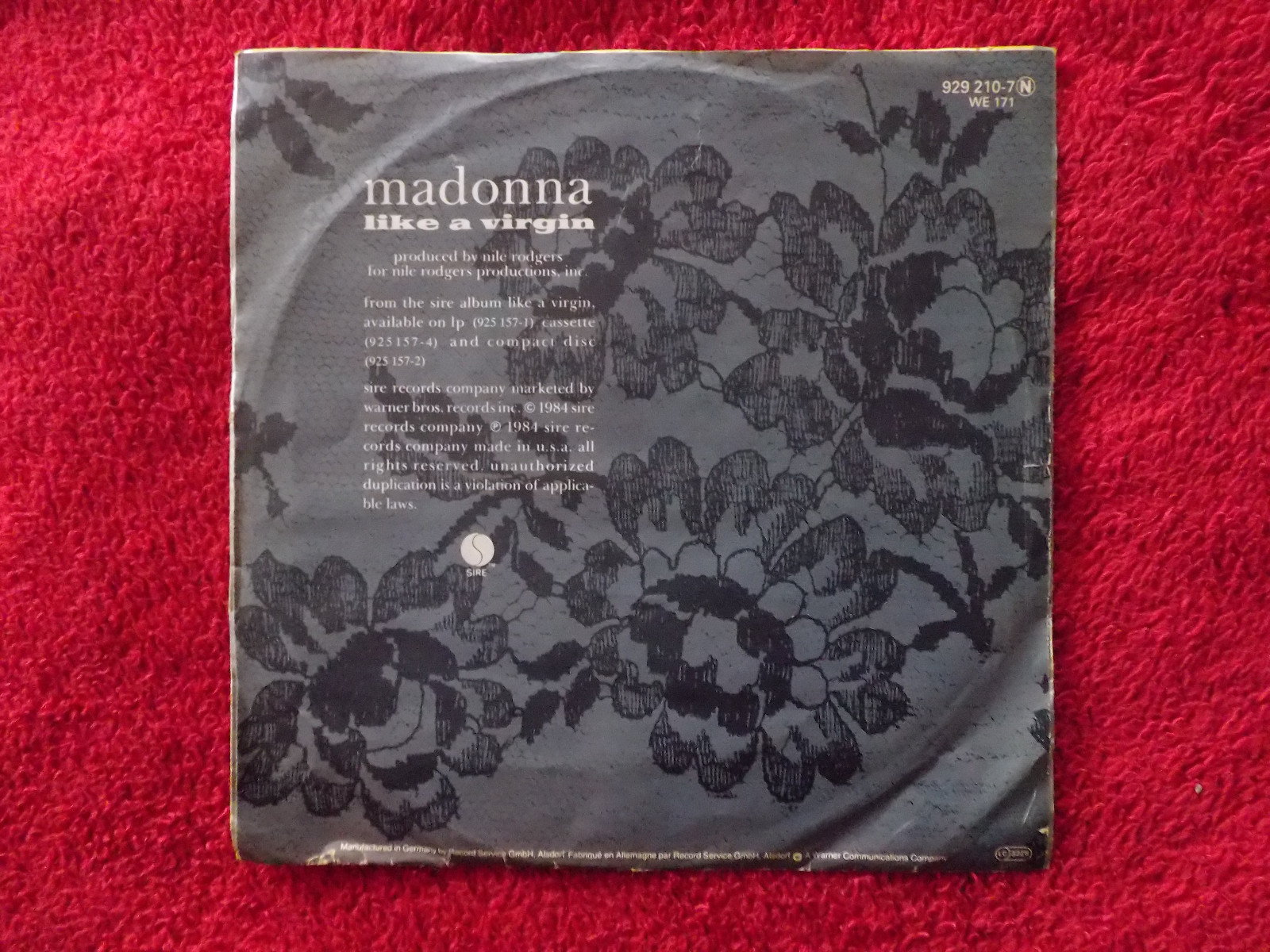 Madonna – Like a Virgin / Stay | Sire Records 929 210-7, Bild 2