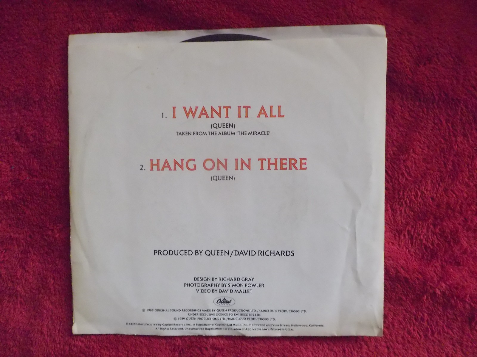 Queen – I Want It All / Hang on in There (7″-Single, Capitol Records, 1989), Bild 2