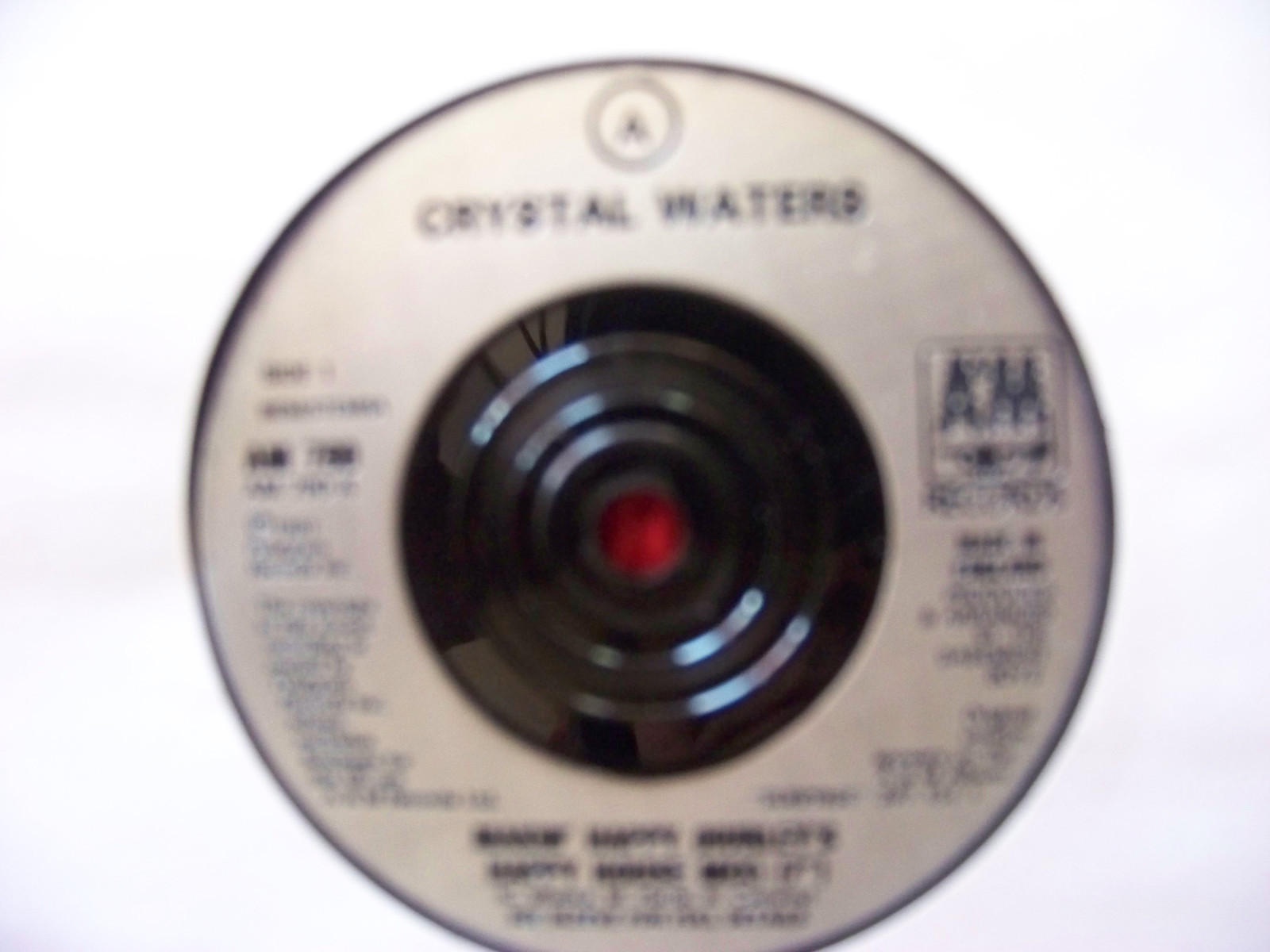 Crystal Waters – Makin´ happy (Hurley´s happy house mix) / Makin´ happy (Basement boys happy club mix)
