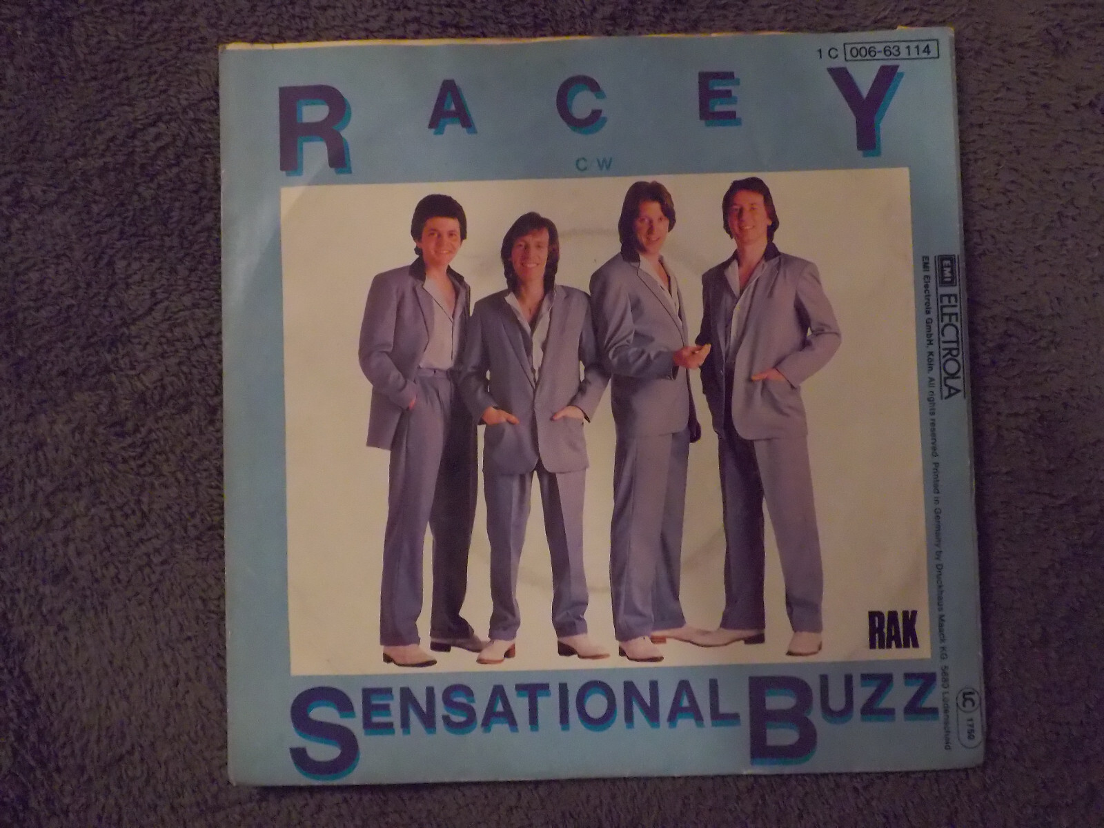 Racey – Boy oh boy / Sensational buzz (7″-Single, 1979), Bild 2