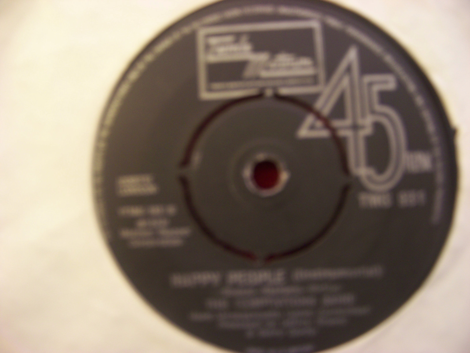 The Temptations – Happy People / Happy People (Instrumental) | Tamla Motown, TMG 931, Bild 2