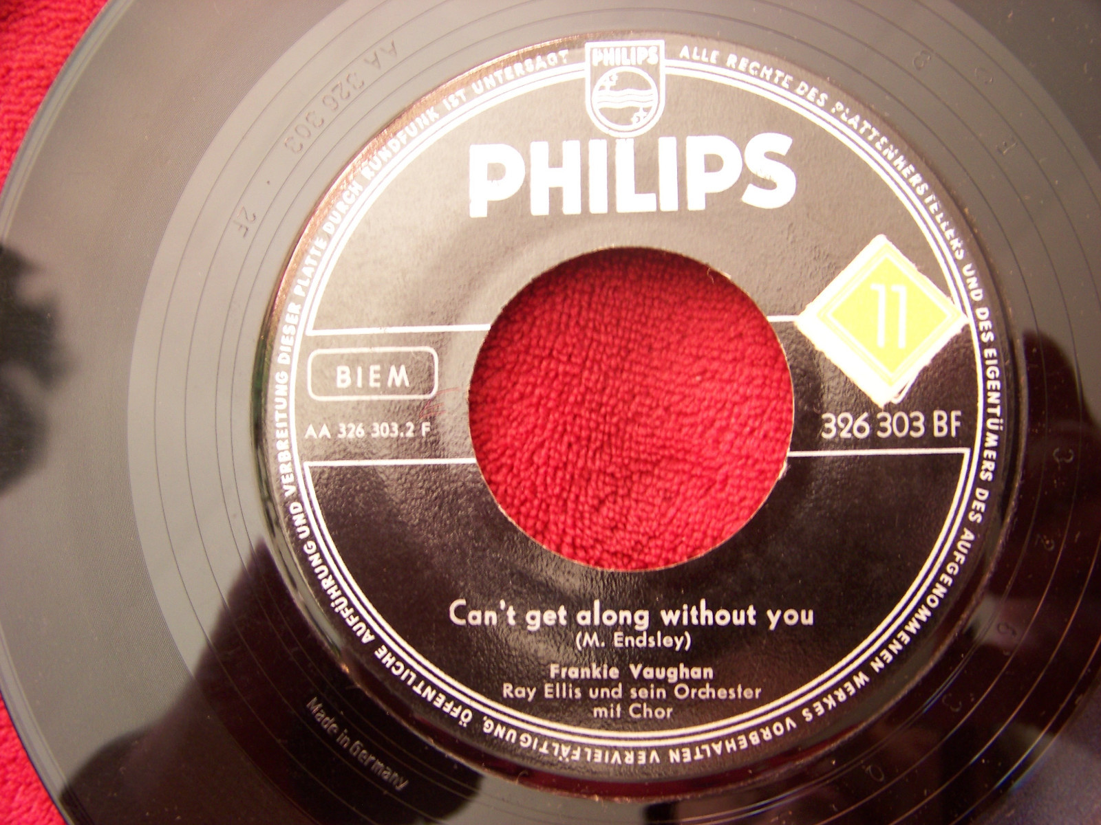 Frankie Vaughn – We´re not alone / Can´t get along without you · Philips 326 303 BF, Bild 2