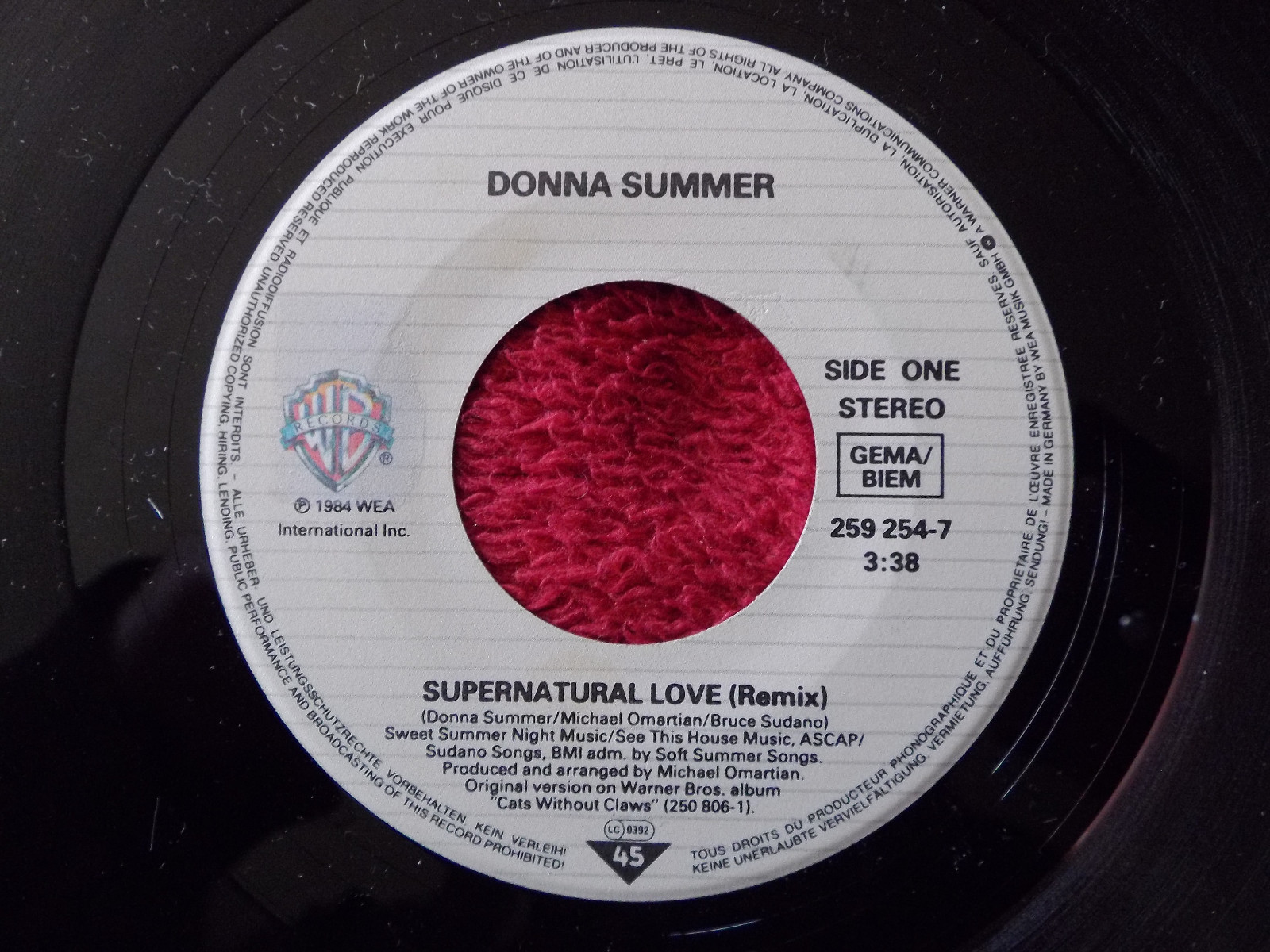 Donna Summer – Supernatural Love / Suzanna | Warner Bros. Records 259 254-7, 7-Inch-Single, 1984