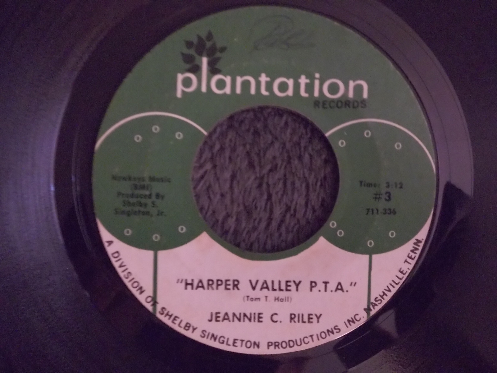 Jeannie C. Riley – Harper Valley P.T.A. / Yesterday All Day Long Today (7″-Single)