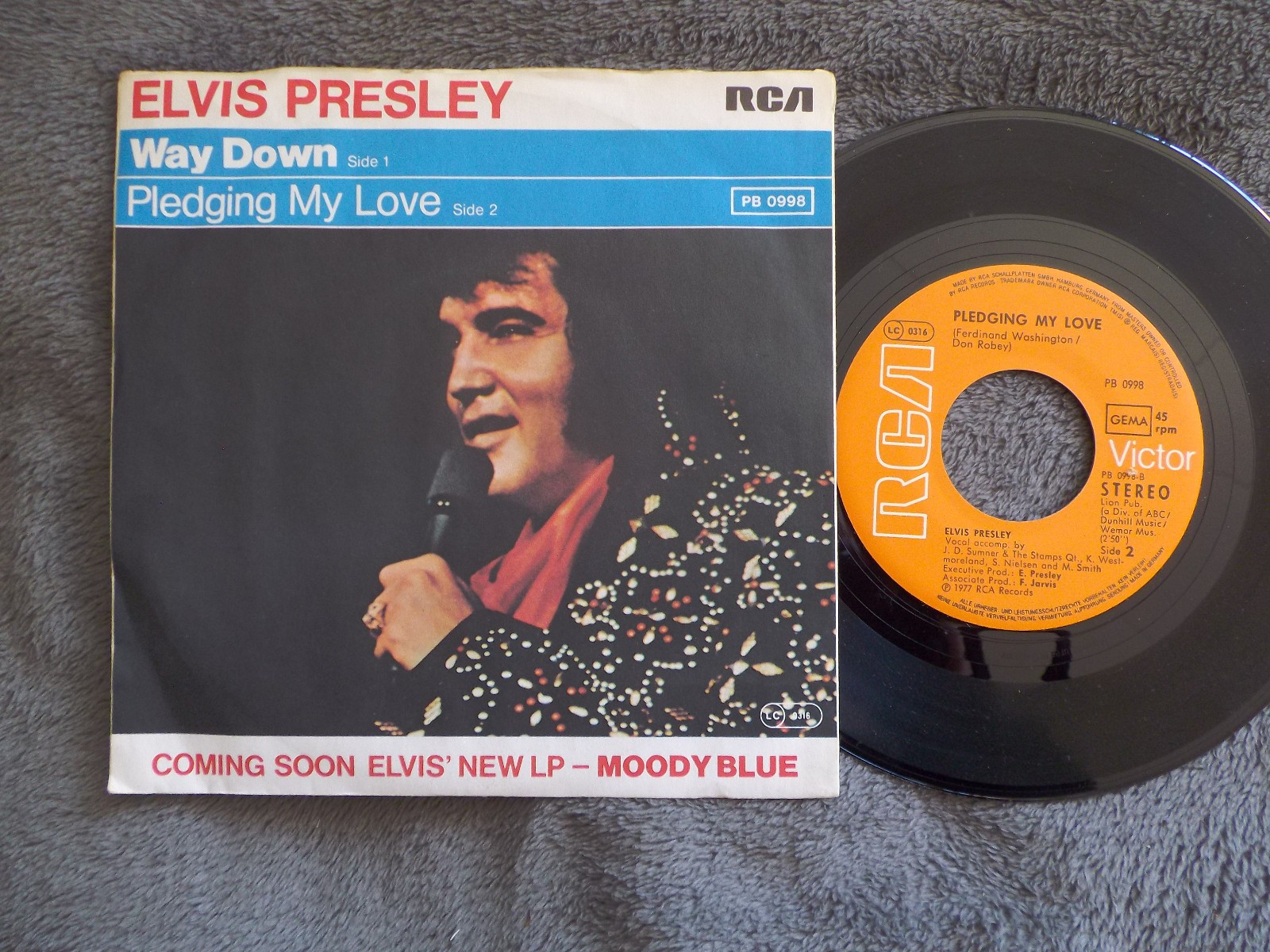 Elvis Presley – Way down / Pledging my love | RCA Victor, PB 0998 (1977), Bild 2