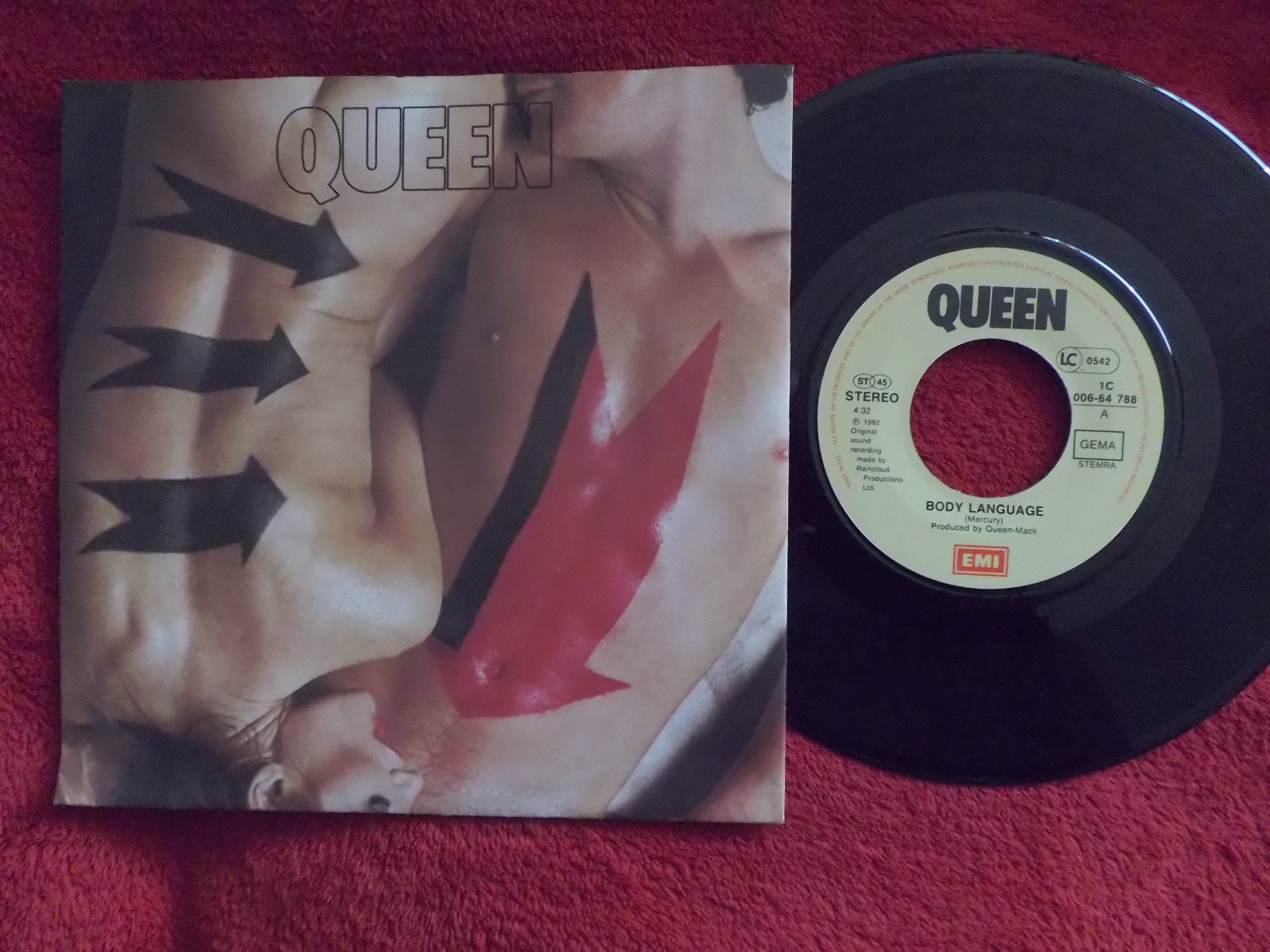 Queen – Body Language / Life Is Real (7″-Single, 1982)